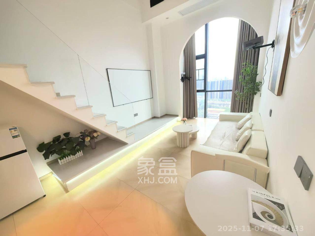 万润时光里  2室1厅1卫    2400.0元/月小区图