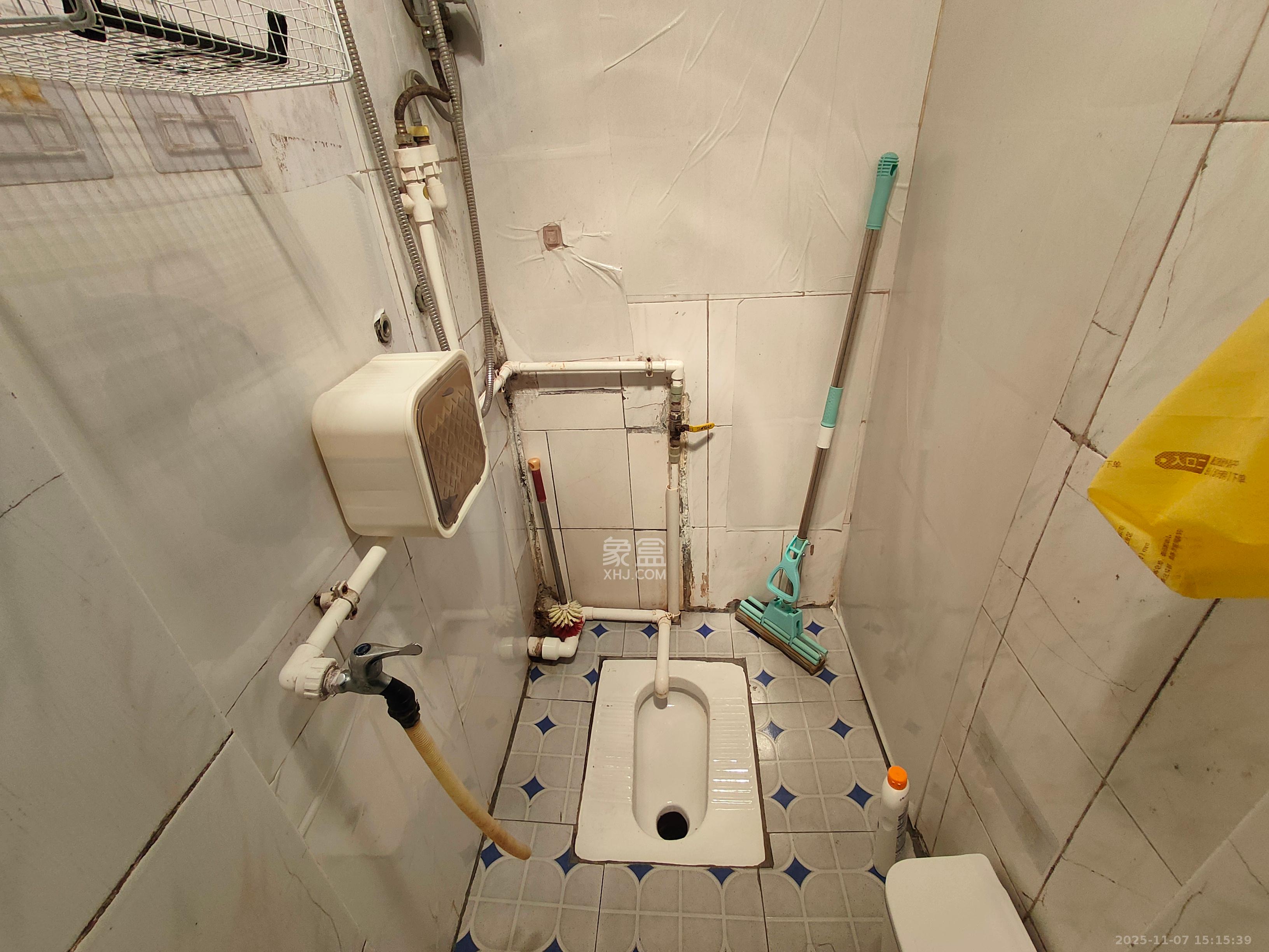 中建五局信和苑三区 1室1厅1卫 1150.0元/月 中建五局信和苑三区 1室1厅1卫 1150.0元/月室内图