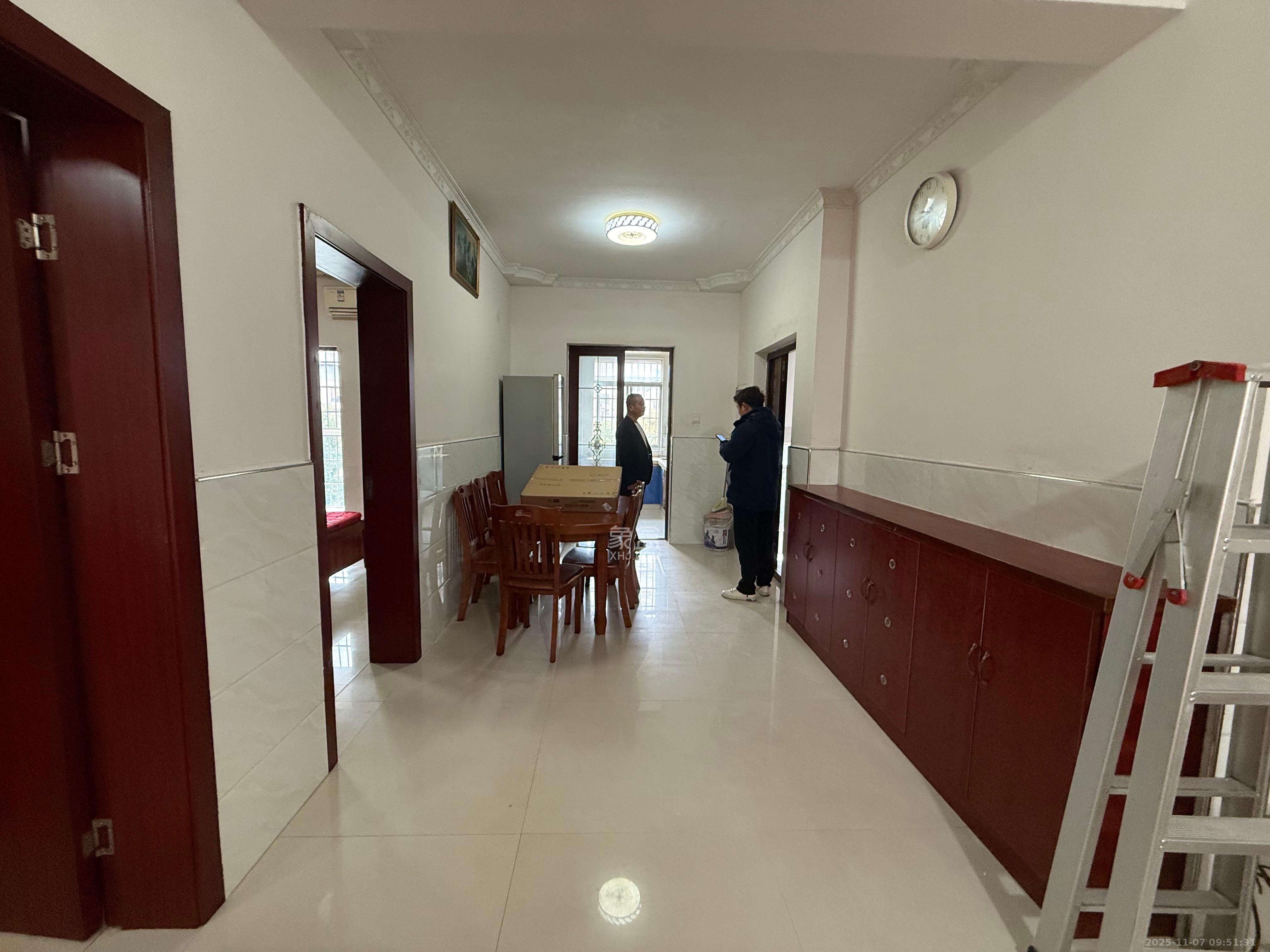 先锋新宇 2室2厅1卫 1600.0元/月 先锋新宇 2室2厅1卫 1600.0元/月室内图