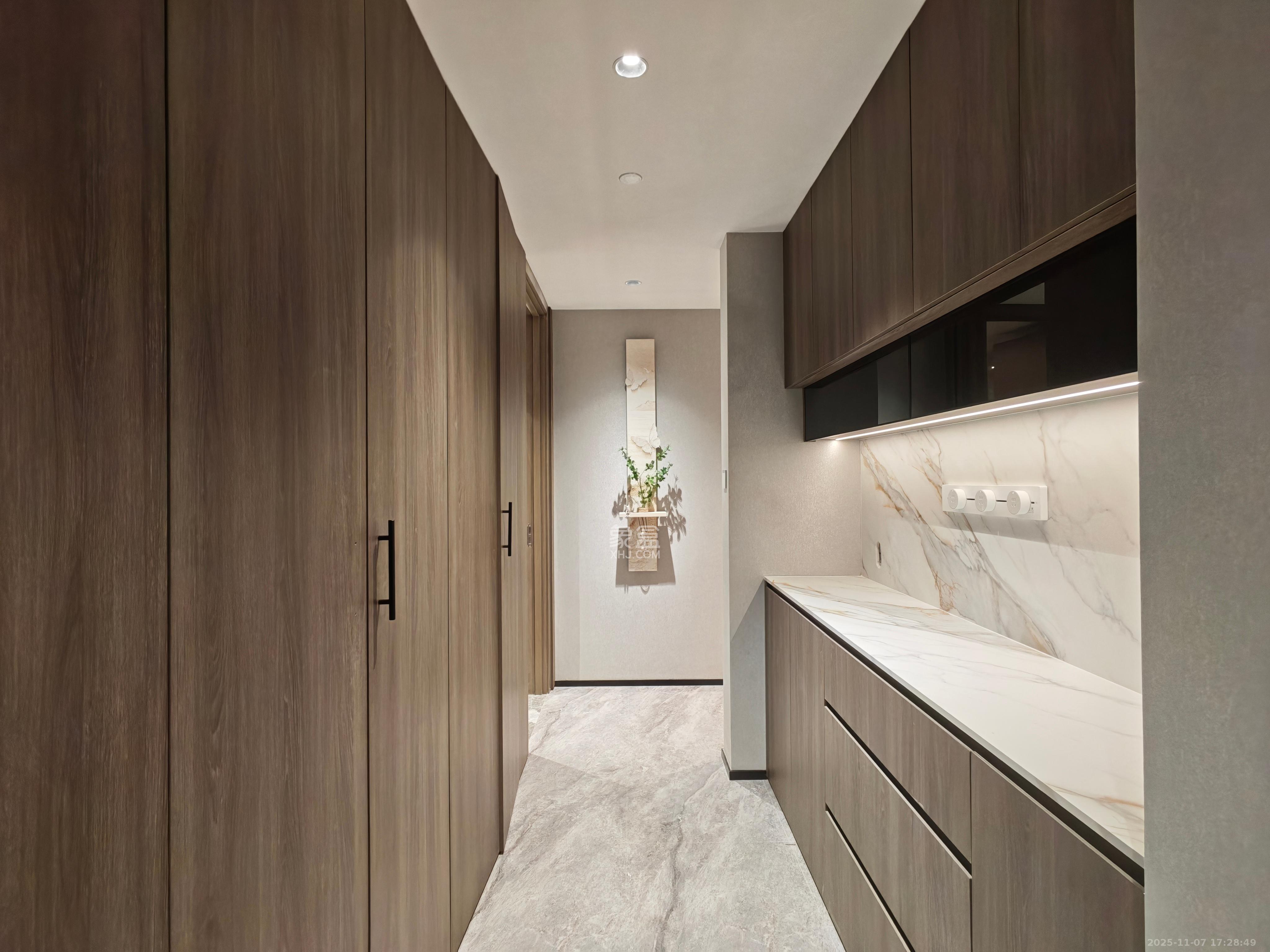 旭辉铂悦湘江 4室2厅4卫 20000.0元/月 旭辉铂悦湘江 4室2厅4卫 20000.0元/月室内图