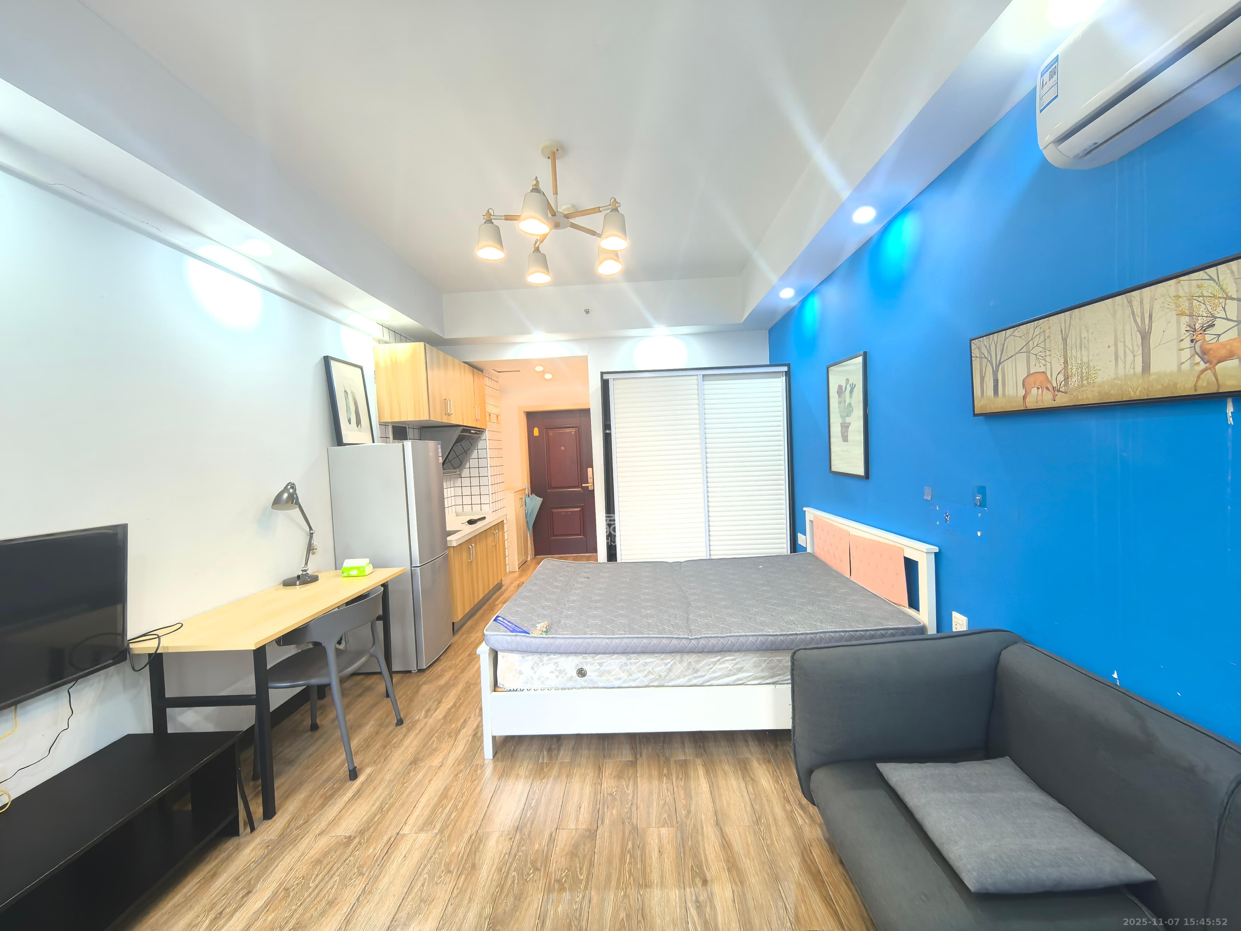 蓝光雍锦阁 1室1厅1卫 1500.0元/月 蓝光雍锦阁 1室1厅1卫 1500.0元/月室内图