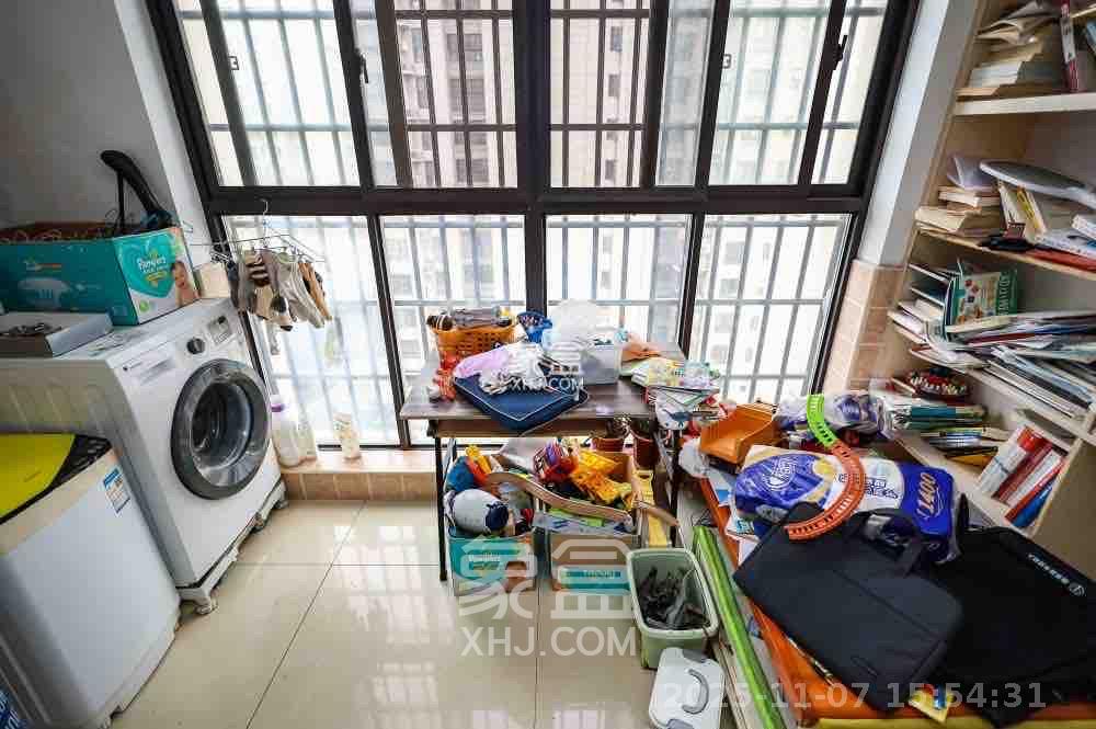 金科世界城 3室2厅1卫 2200.0元/月 金科世界城 3室2厅1卫 2200.0元/月室内图