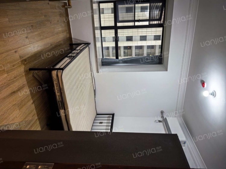 星华海岸城三期  2室2厅2卫    2300.0元/月室内图