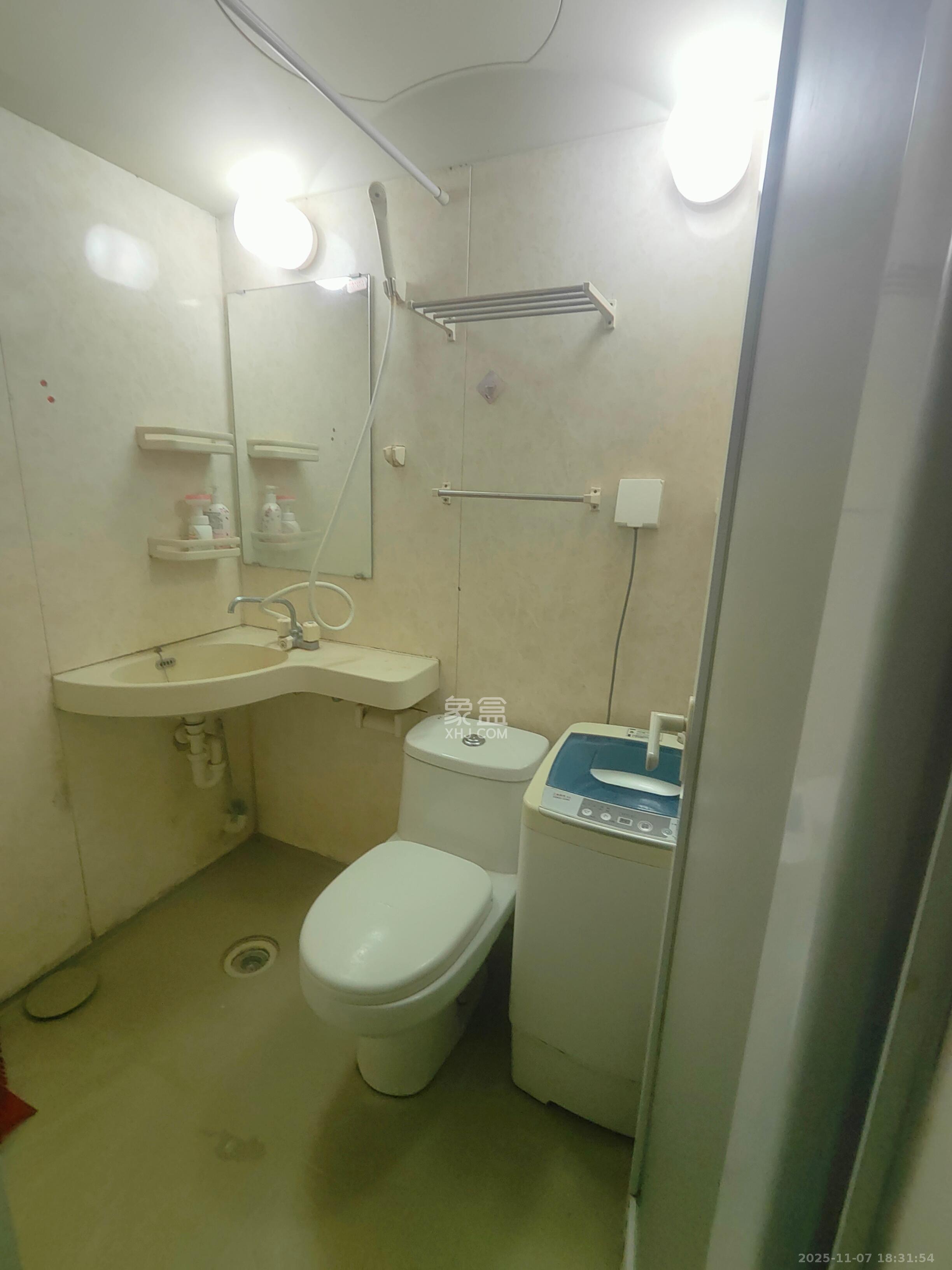 建安像素汇 1室1厅1卫 1100.0元/月 建安像素汇 1室1厅1卫 1100.0元/月室内图