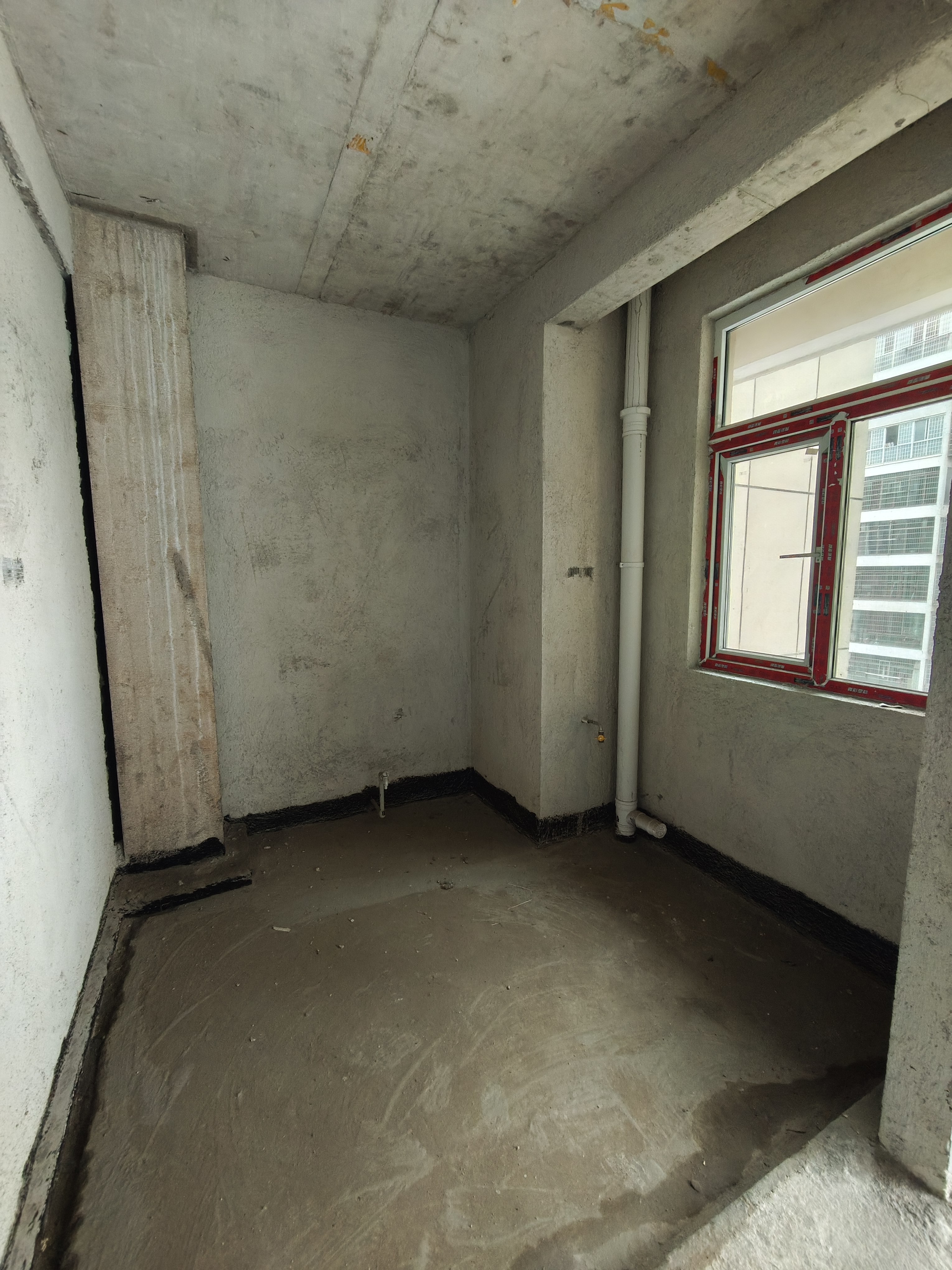 三星华厦  3室2厅2卫    59.8万厨房