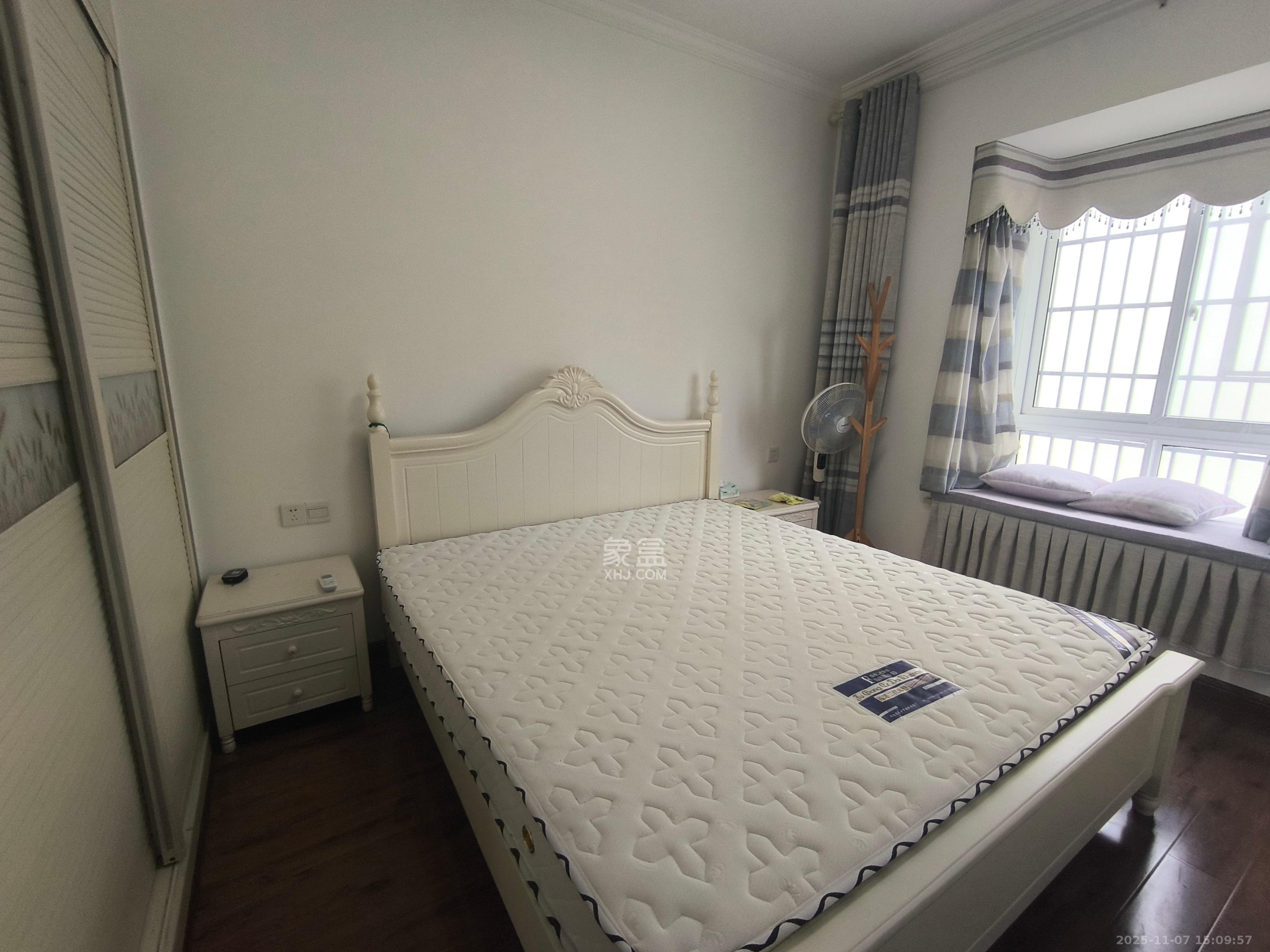 楚天世纪城东苑  2室2厅1卫    1900.0元/月室内图