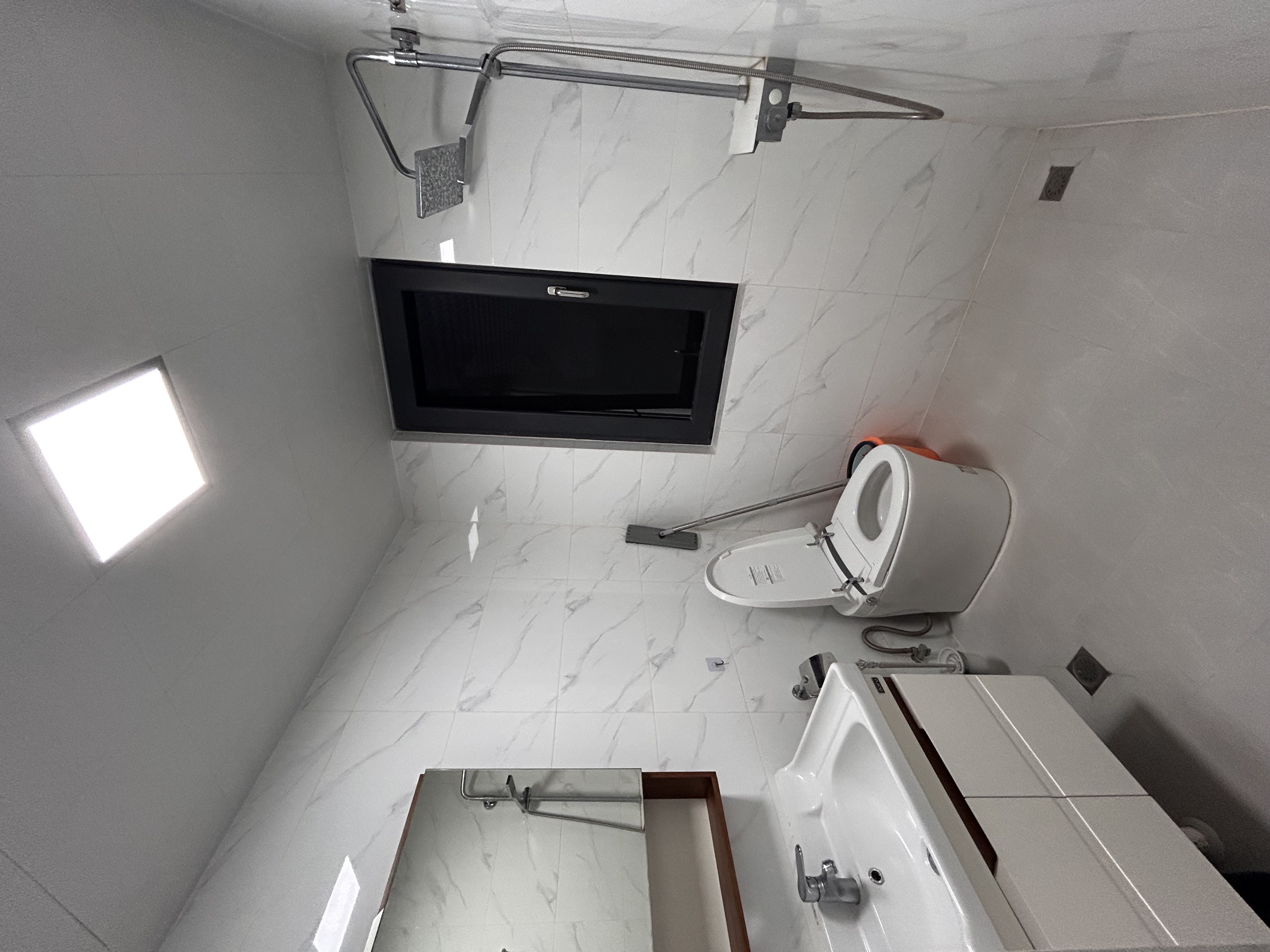 尚运上品 2室2厅1卫 3800.0元/月 尚运上品 2室2厅1卫 3800.0元/月室内图