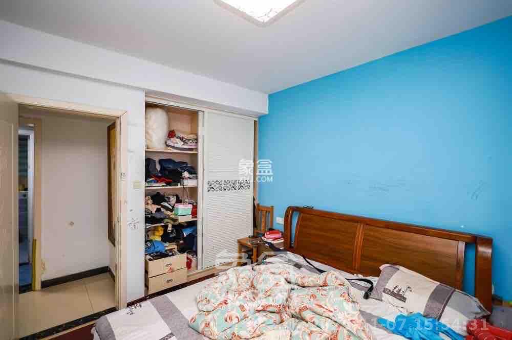 金科世界城 3室2厅1卫 2200.0元/月 金科世界城 3室2厅1卫 2200.0元/月室内图