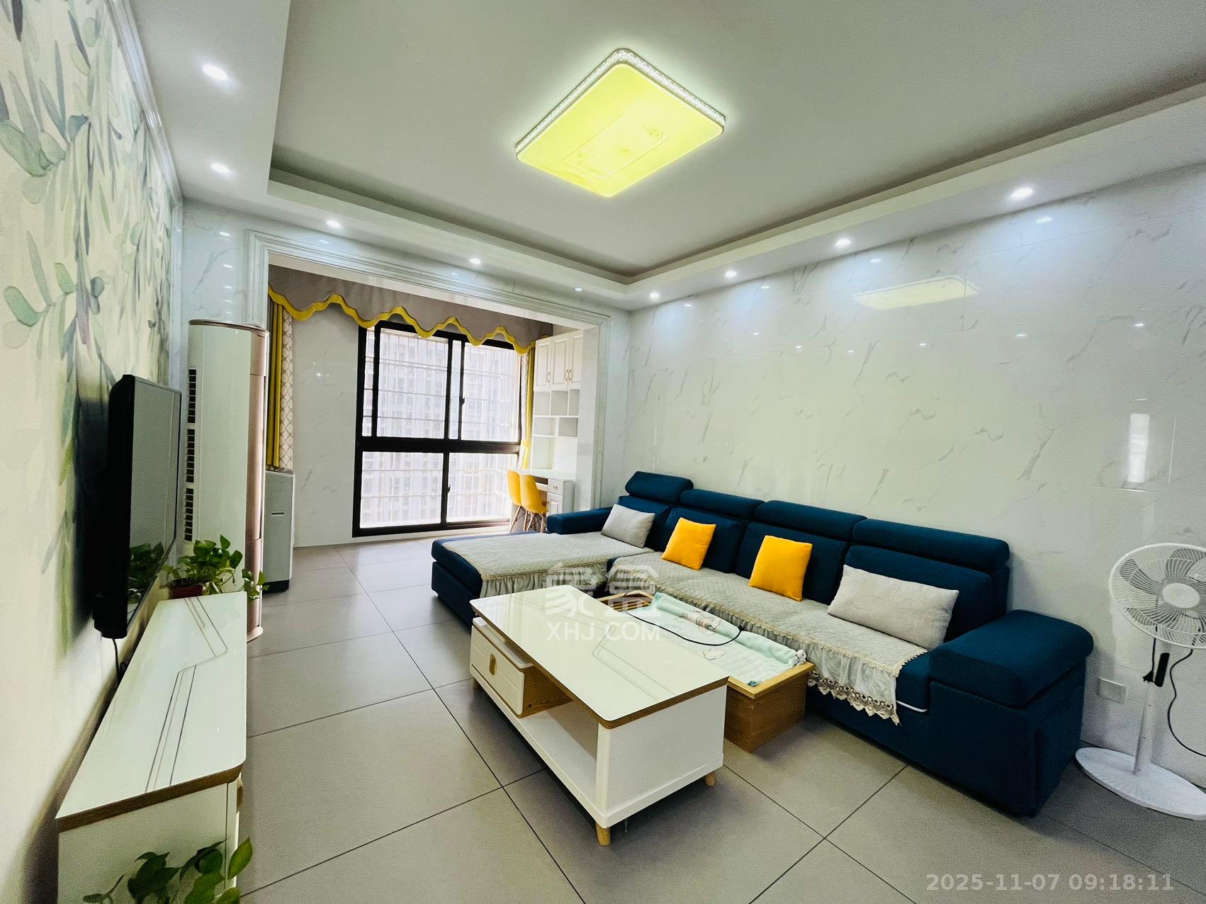 嘉顺苑 2室2厅1卫 2300.0元/月 嘉顺苑 2室2厅1卫 2300.0元/月室内图