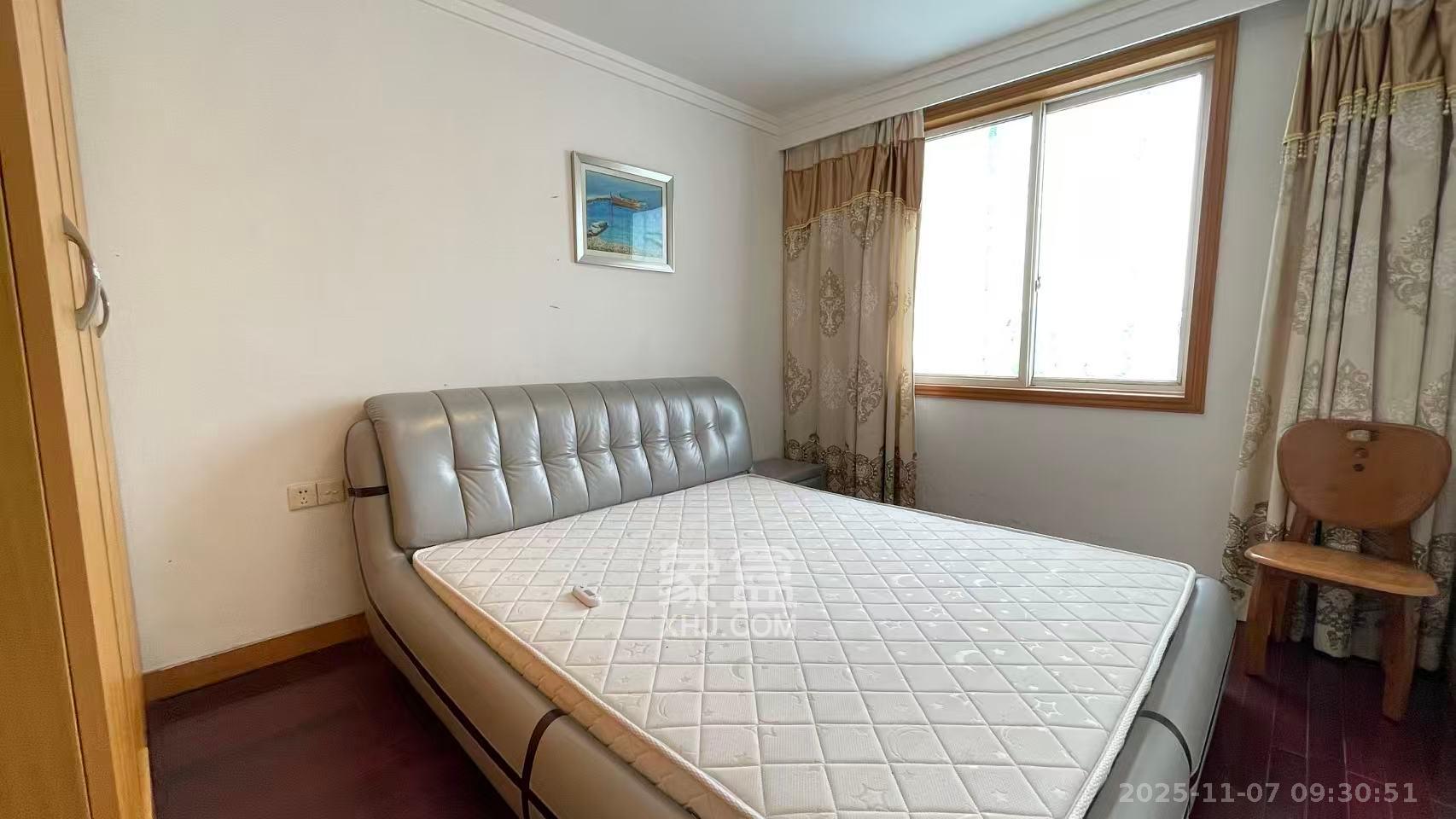 芙蓉苑 2室2厅1卫 2200.0元/月 芙蓉苑 2室2厅1卫 2200.0元/月室内图