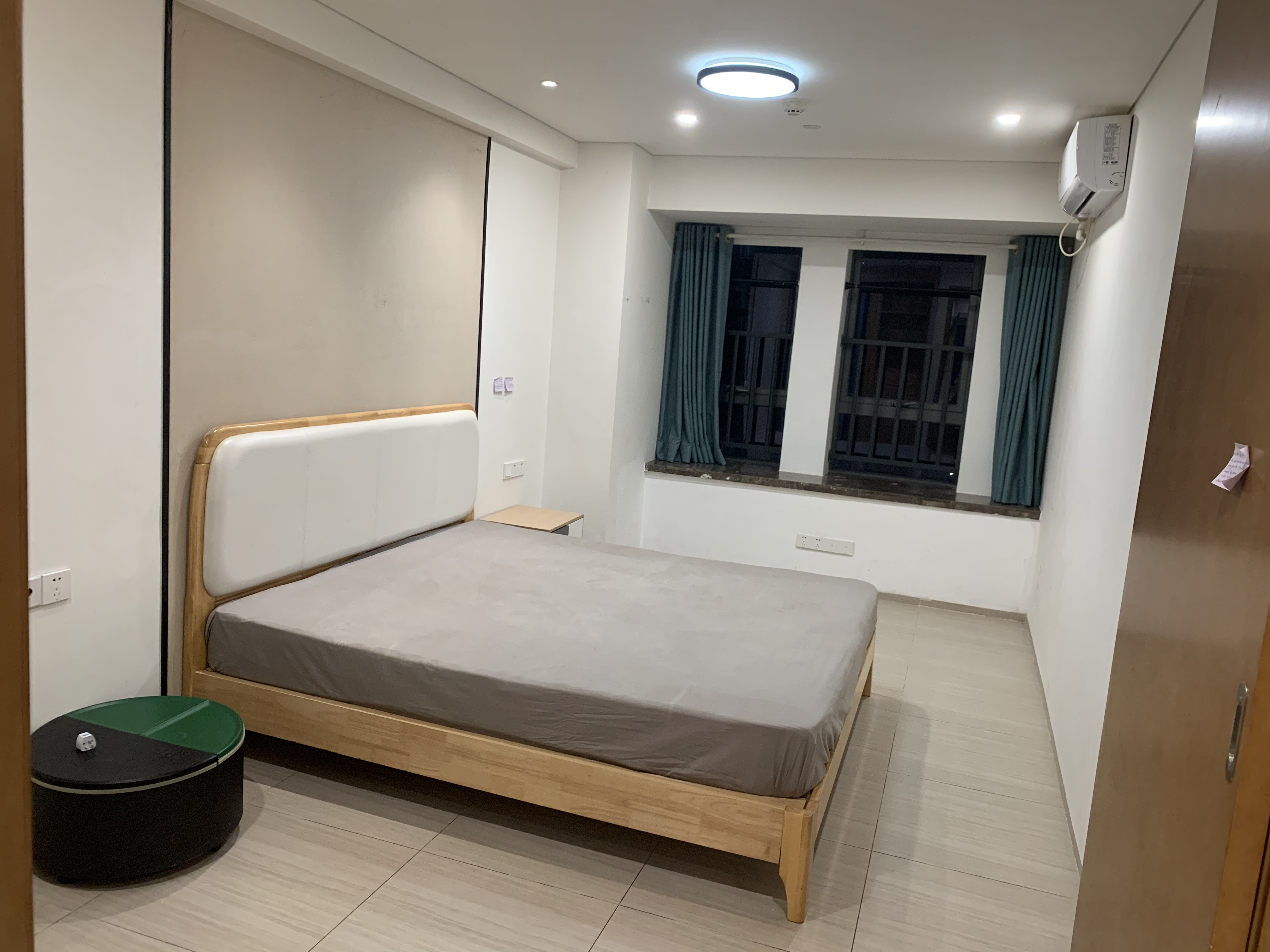 海航豪庭南苑 1室1厅1卫 2800.0元/月 海航豪庭南苑 1室1厅1卫 2800.0元/月室内图