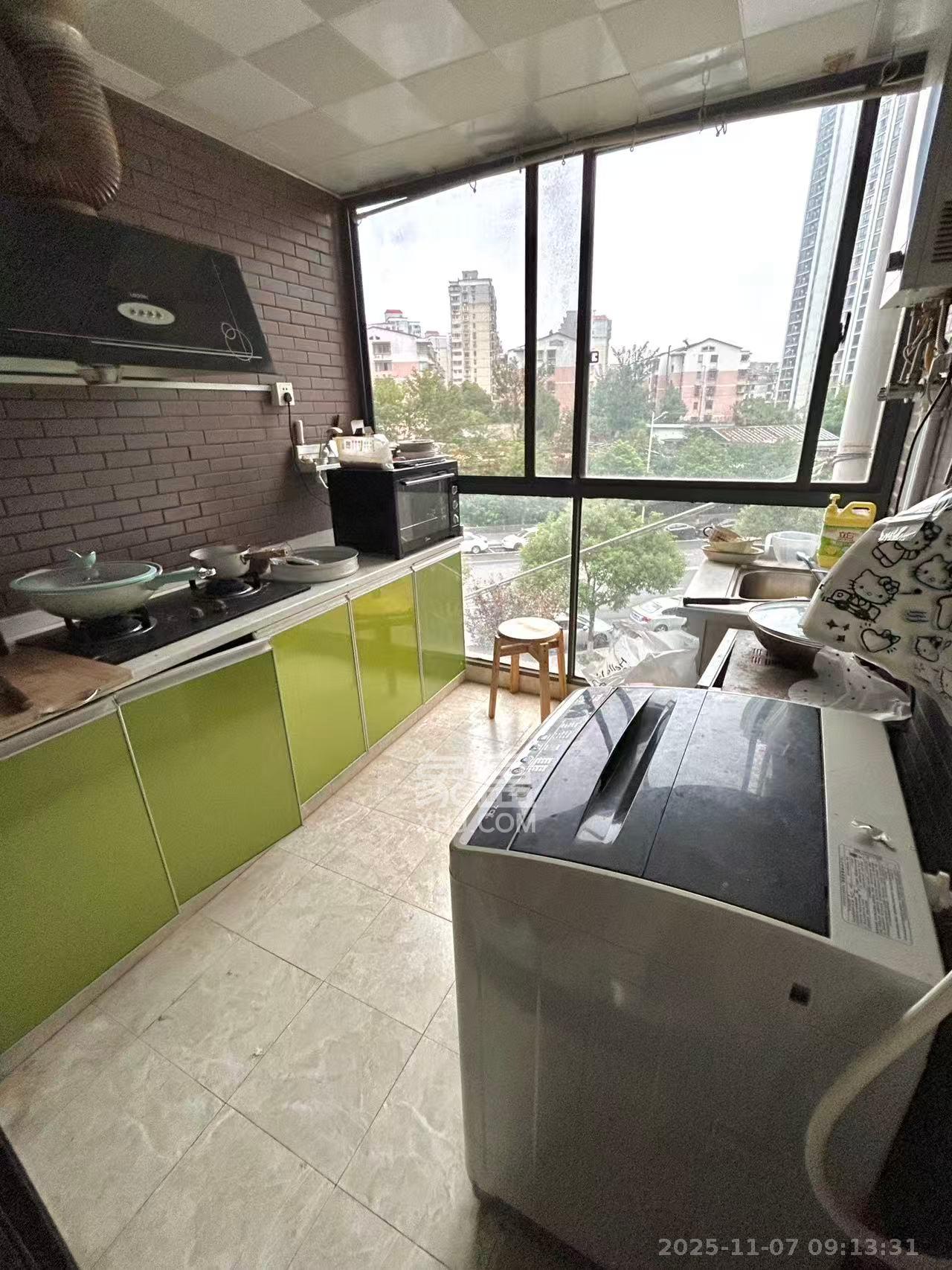 阿普阿布 1室1厅1卫 1800.0元/月 阿普阿布 1室1厅1卫 1800.0元/月室内图