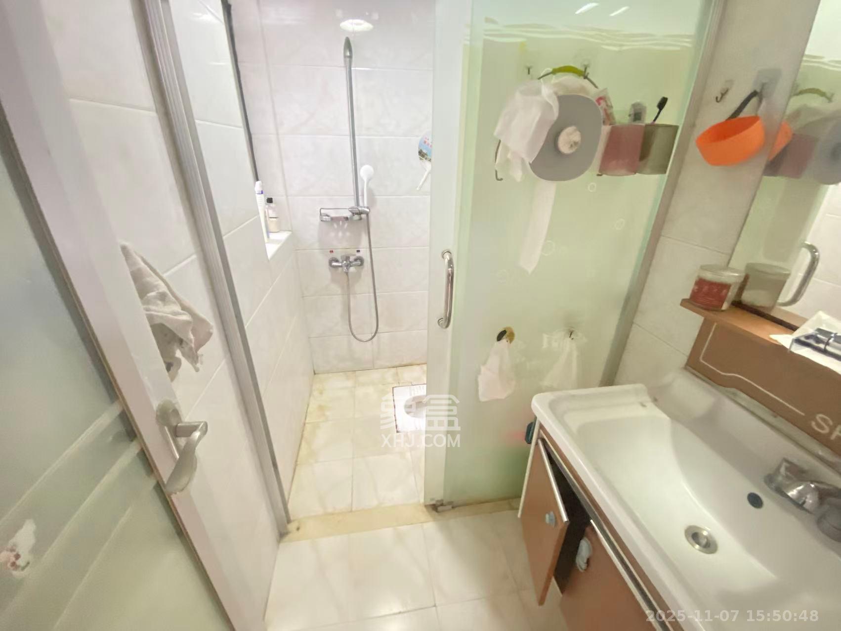 鑫科明珠 2室2厅1卫 2200.0元/月 鑫科明珠 2室2厅1卫 2200.0元/月室内图