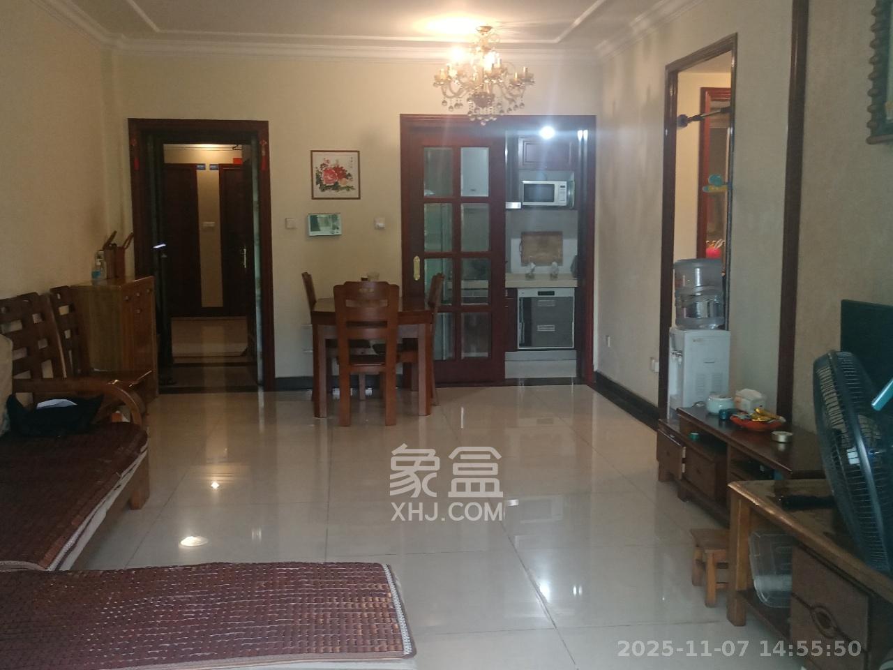 恒大城  3室2厅2卫    2100.0元/月