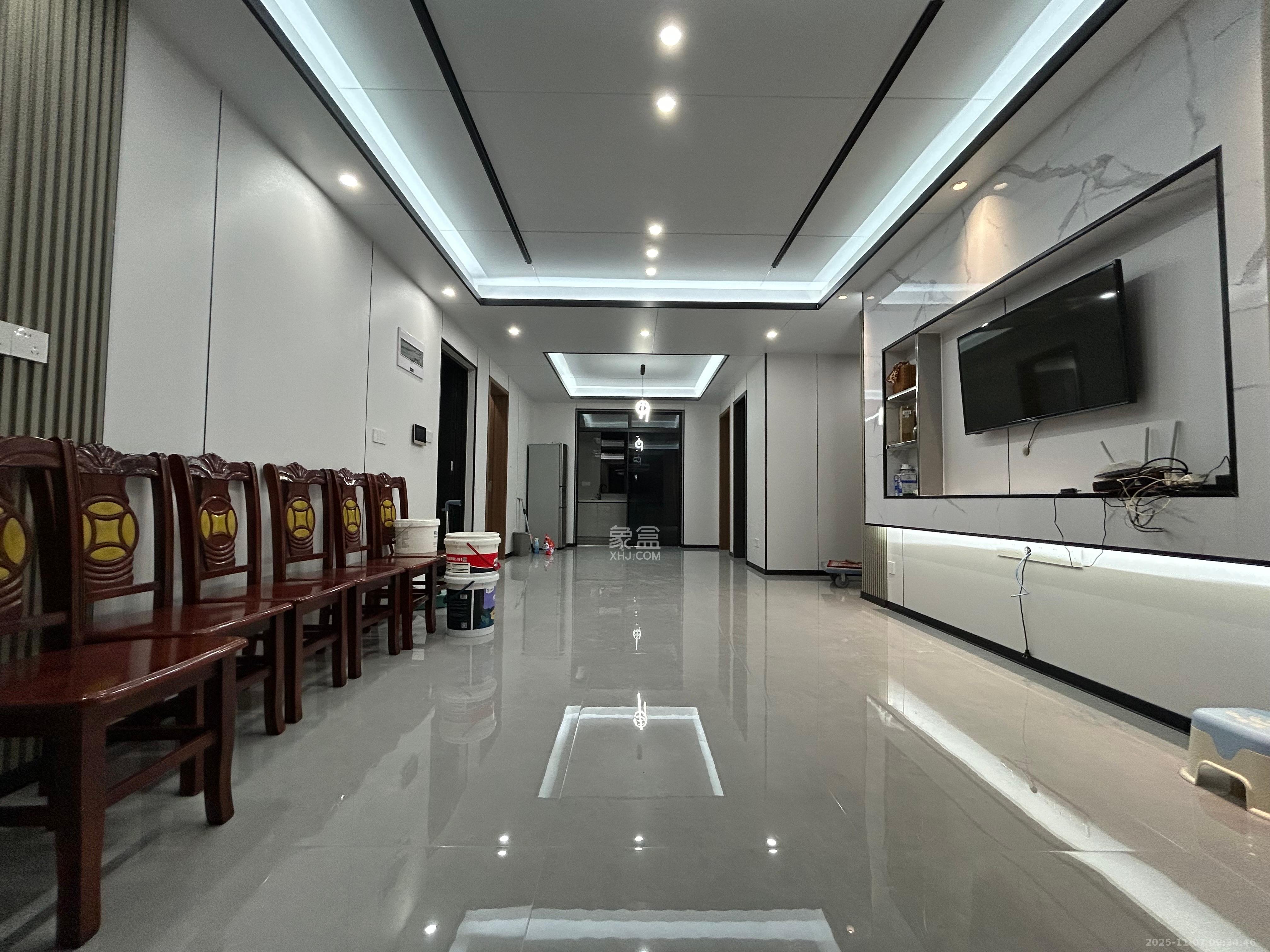 旭辉汇樾城 3室2厅2卫 2800.0元/月 旭辉汇樾城 3室2厅2卫 2800.0元/月室内图