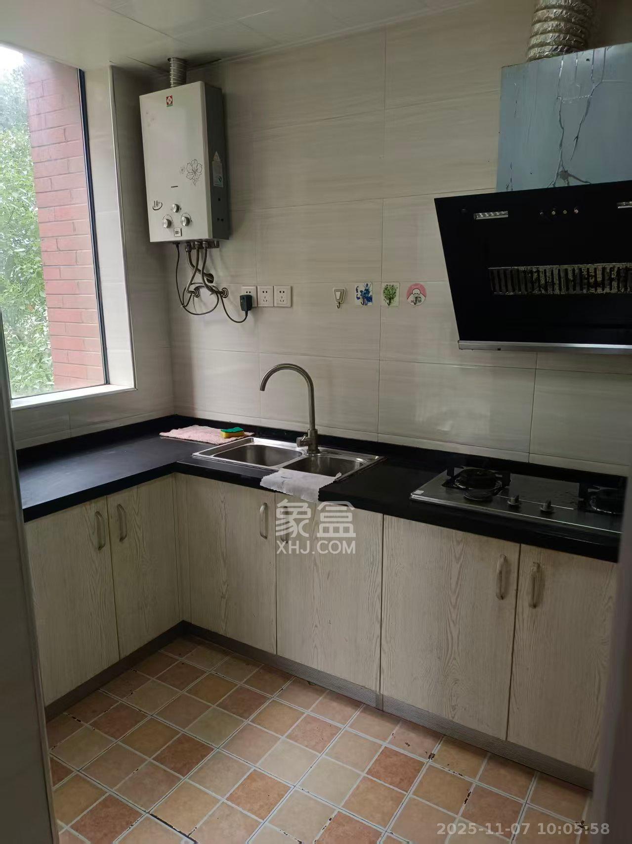 奥林匹克花园 3室2厅1卫 2500.0元/月 奥林匹克花园 3室2厅1卫 2500.0元/月室内图