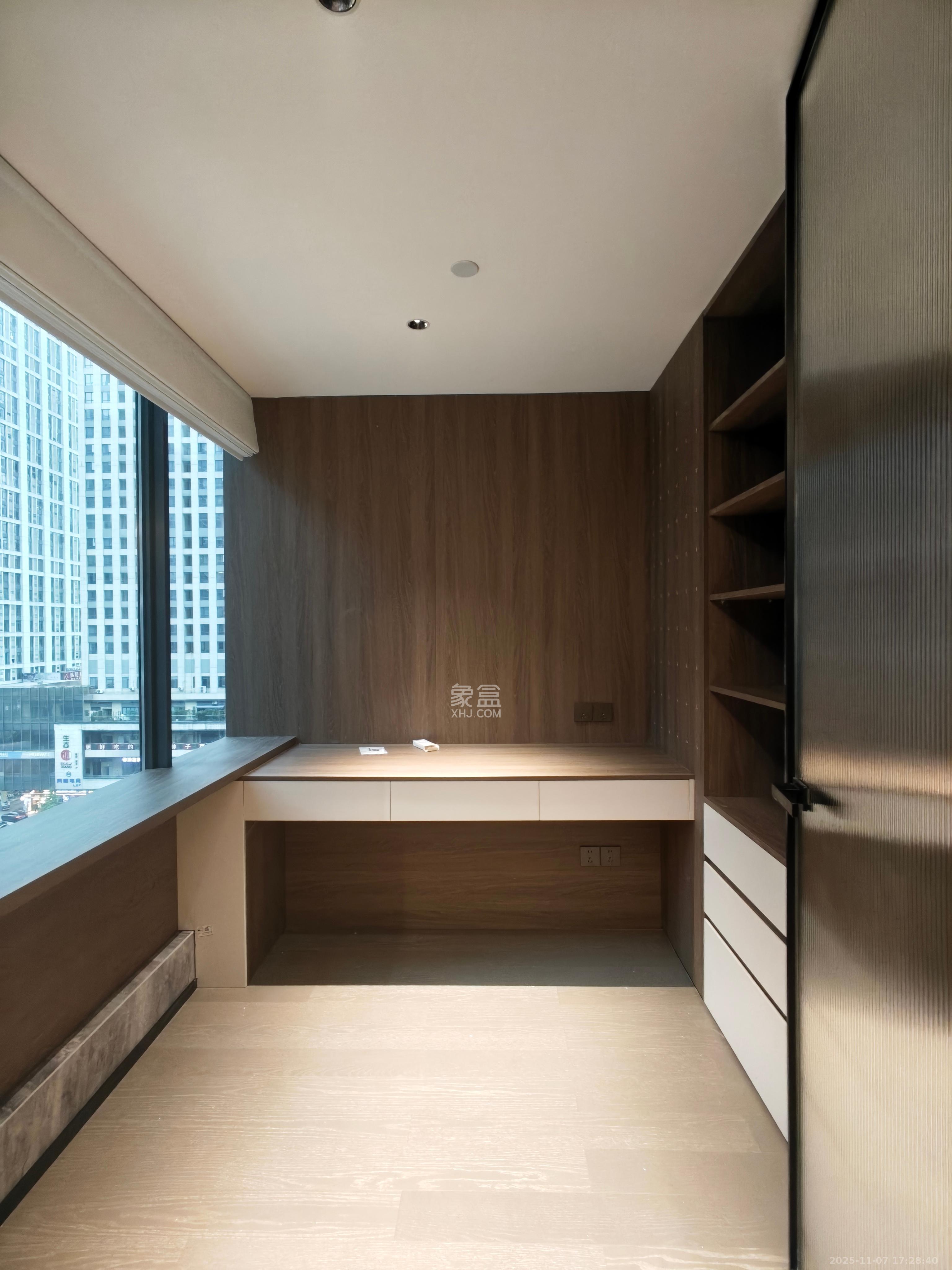 旭辉铂悦湘江  4室2厅4卫    20000.0元/月室内图