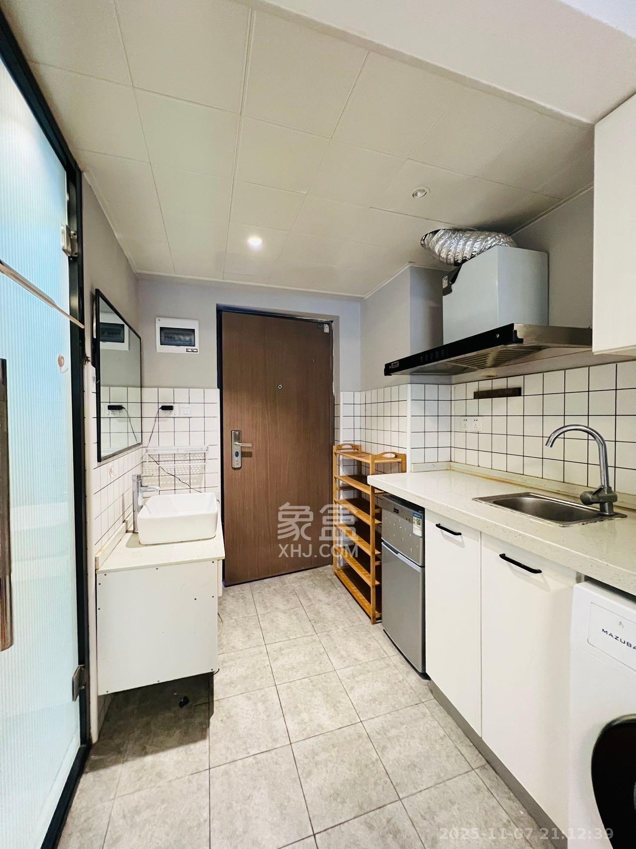 好莱城(弘德西街) 1室1厅1卫 1250.0元/月 好莱城(弘德西街) 1室1厅1卫 1250.0元/月室内图