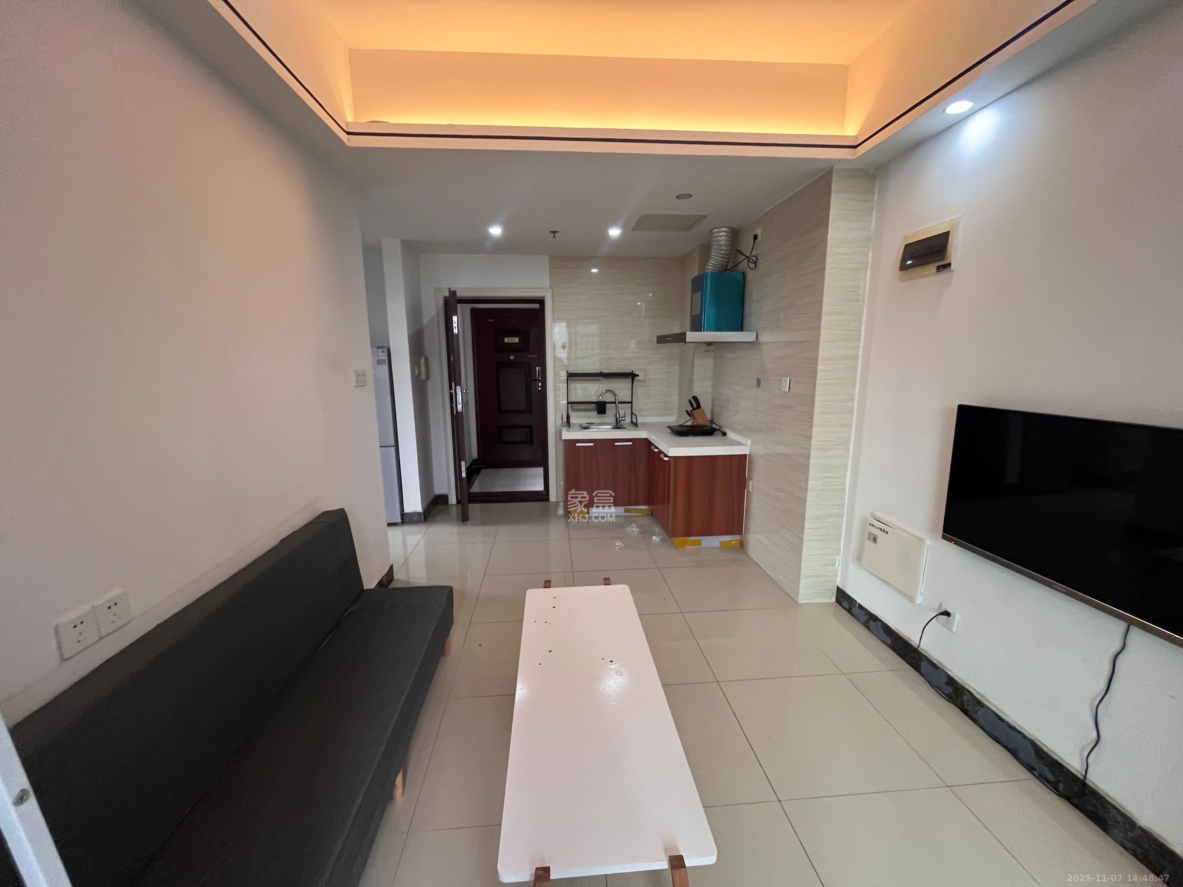 中建木莲工社 1室1厅1卫 1400.0元/月 中建木莲工社 1室1厅1卫 1400.0元/月室内图