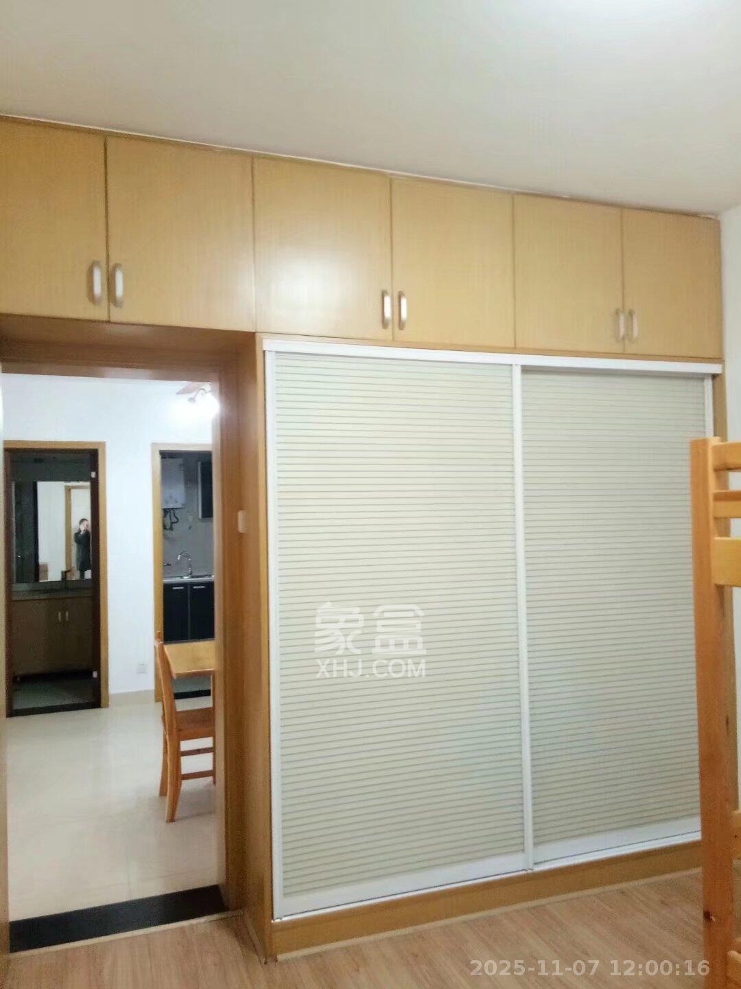 长大卧琥  1室1厅1卫    1200.0元/月室内图