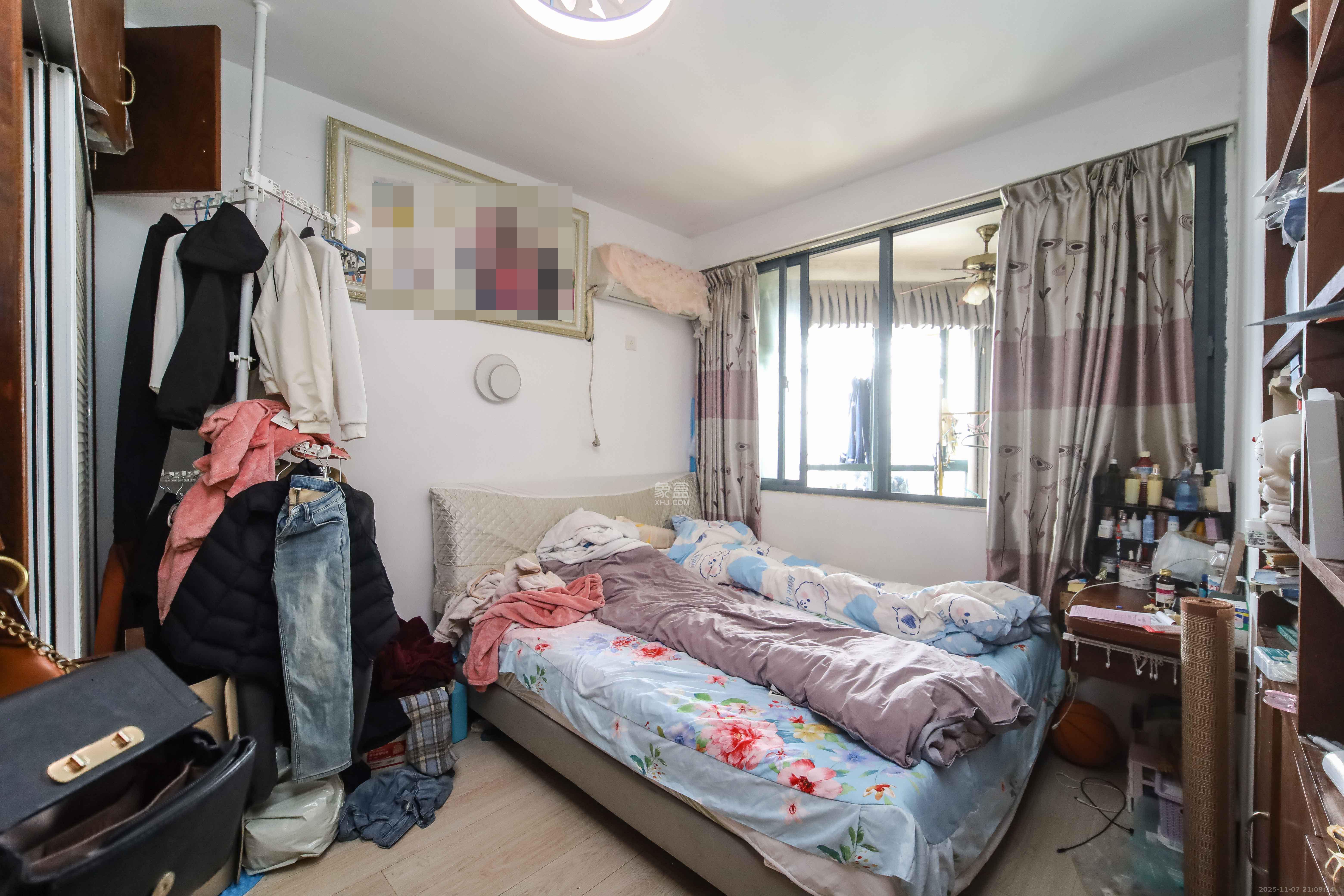 东方银座(东方摩卡) 4室0厅0卫 43.8万 东方银座(东方摩卡) 4室0厅0卫 43.8万卧室