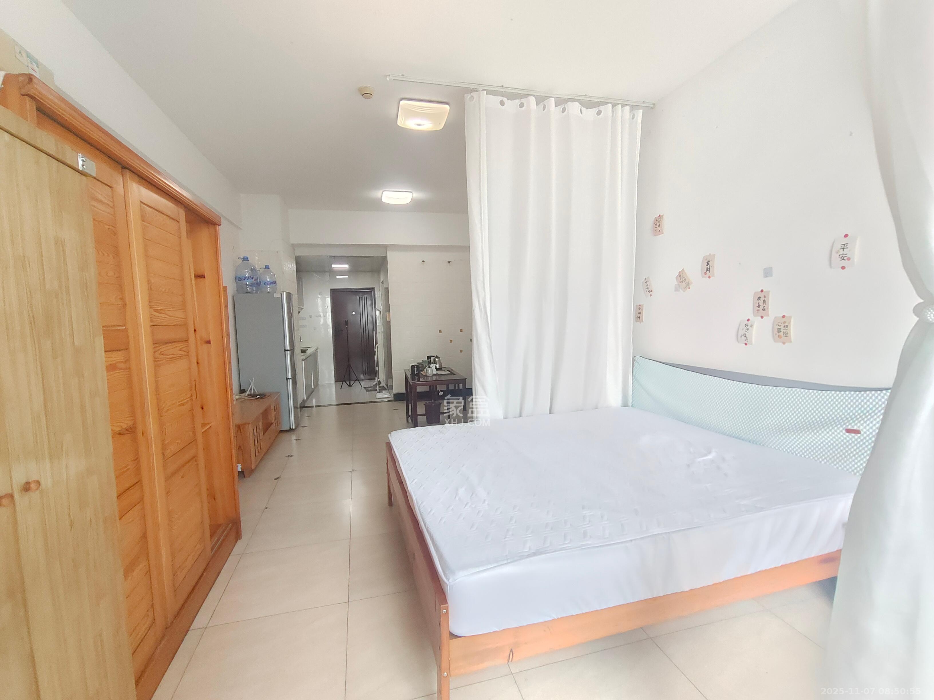 融圣国际 1室1厅1卫 1500.0元/月 融圣国际 1室1厅1卫 1500.0元/月室内图