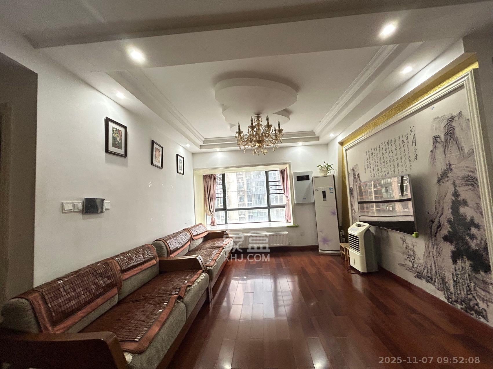 钱隆首府(福晟御园)  2室1厅2卫    3200.0元/月