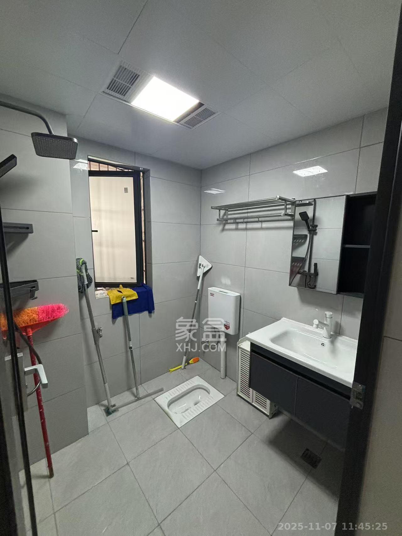 旭日嘉苑 1室0厅0卫 2400.0元/月 旭日嘉苑 1室0厅0卫 2400.0元/月室内图