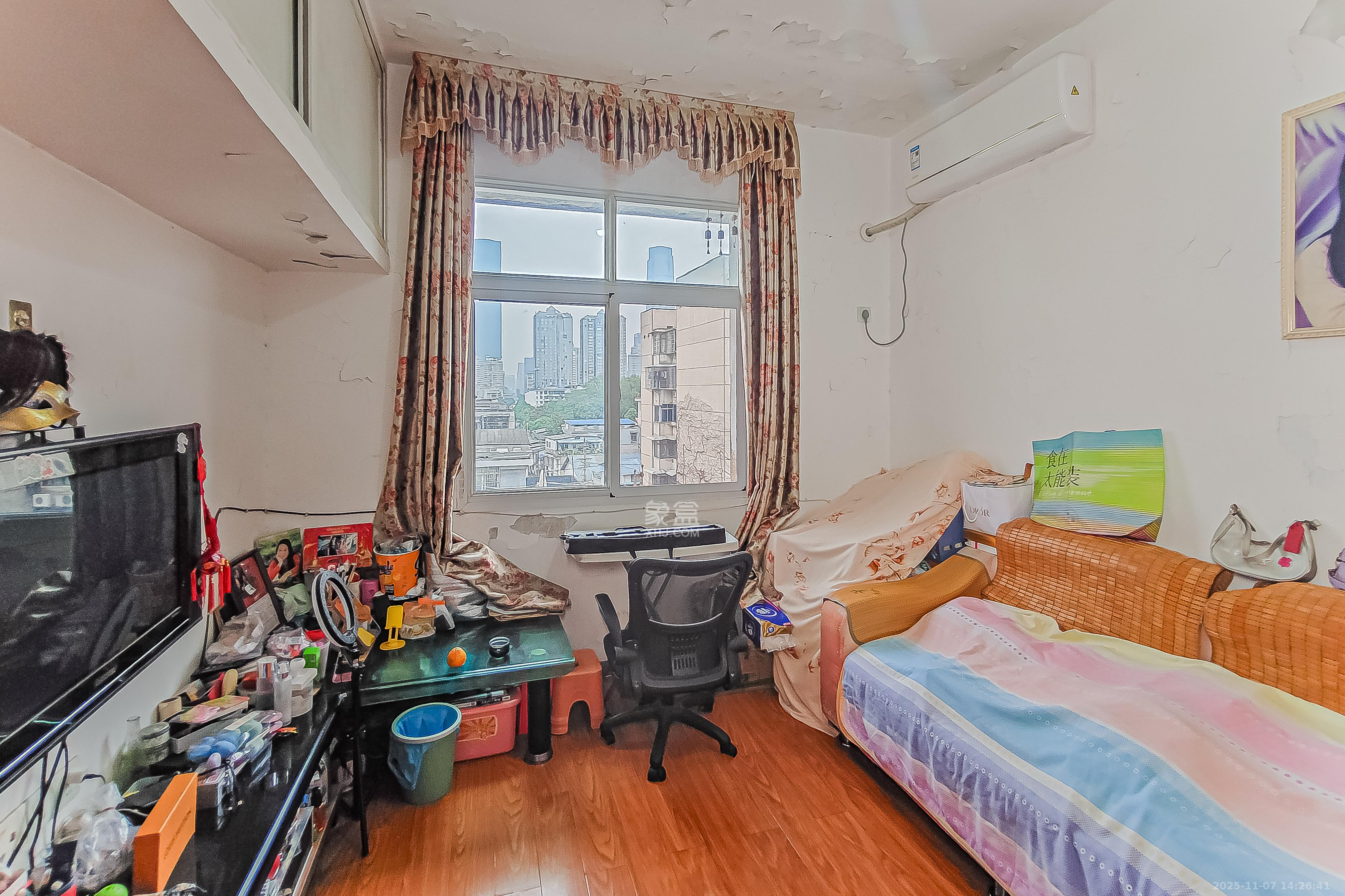 熙台岭巷散盘  1室1厅1卫    29.0万