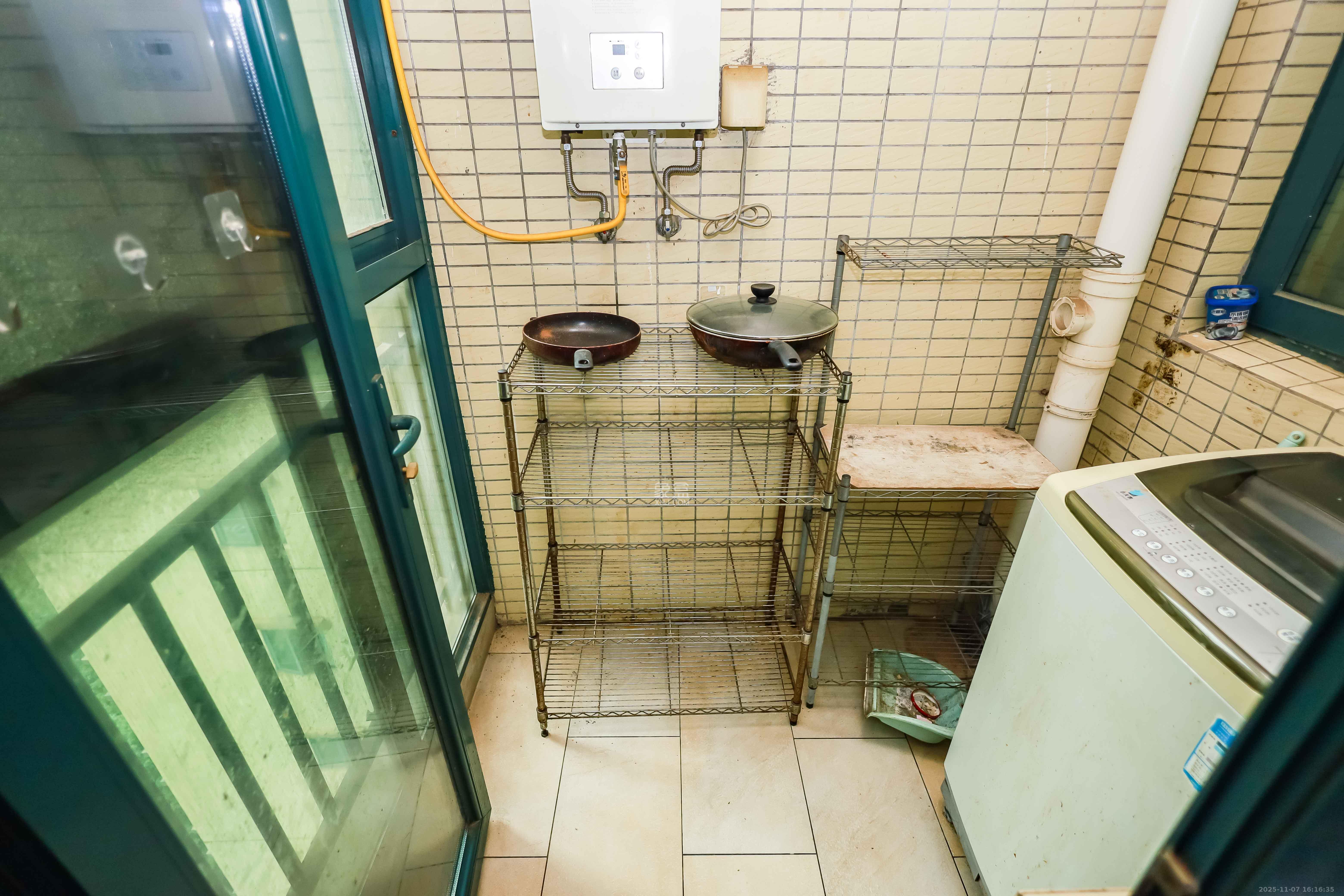 恒大华府 3室2厅1卫 108.0万 恒大华府 3室2厅1卫 108.0万阳台