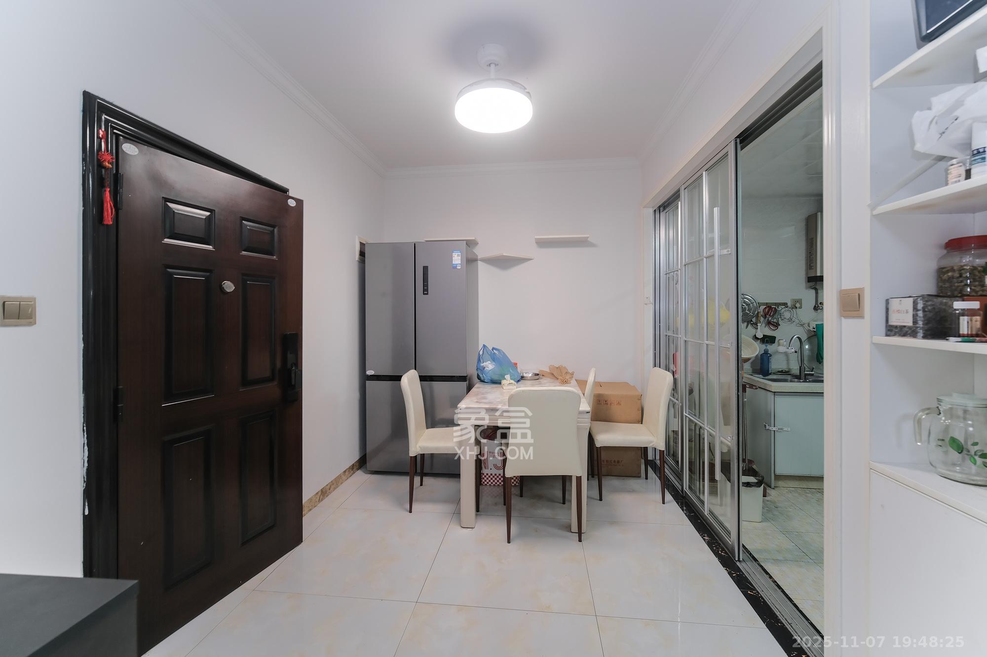 好望谷 2室2厅1卫 55.8万 好望谷 2室2厅1卫 55.8万客厅