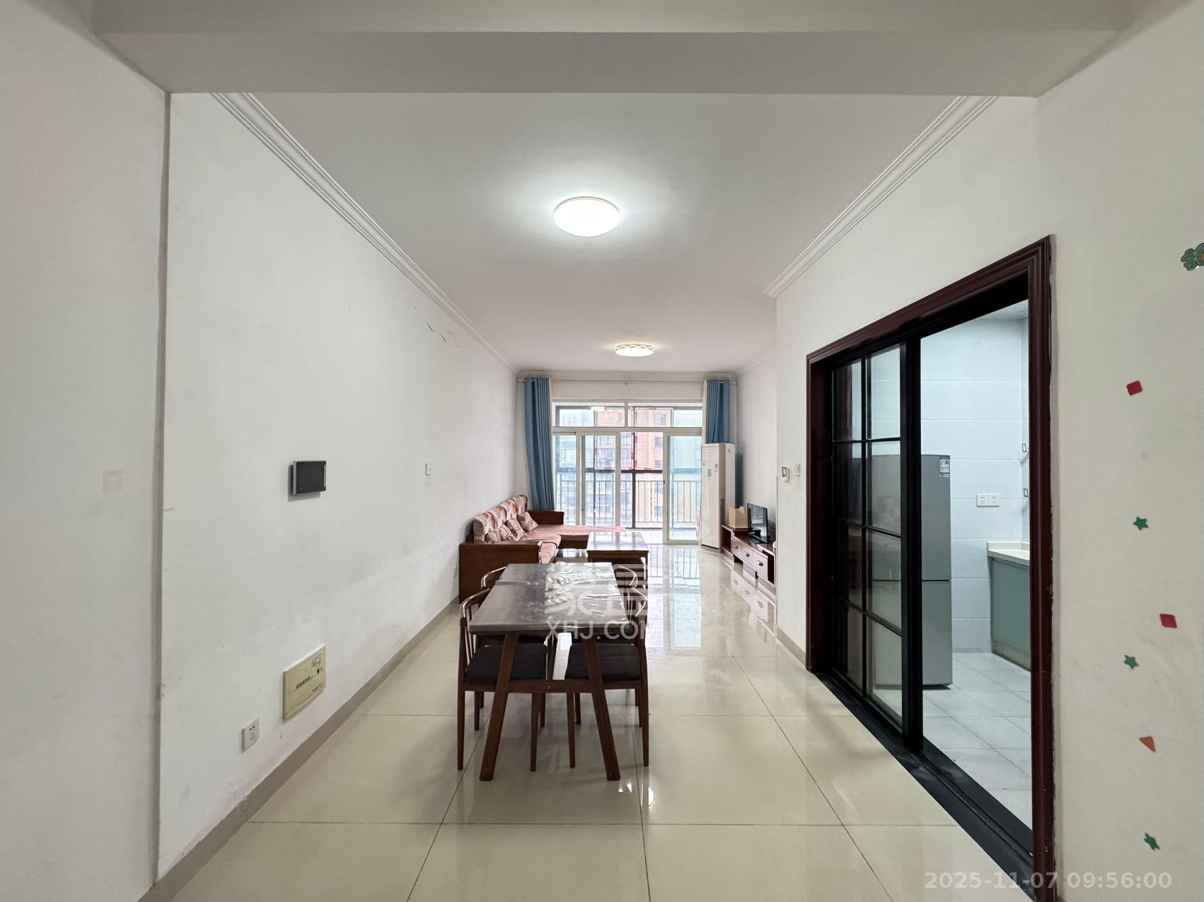 金鼎公园尚  2室2厅1卫    2000.0元/月室内图