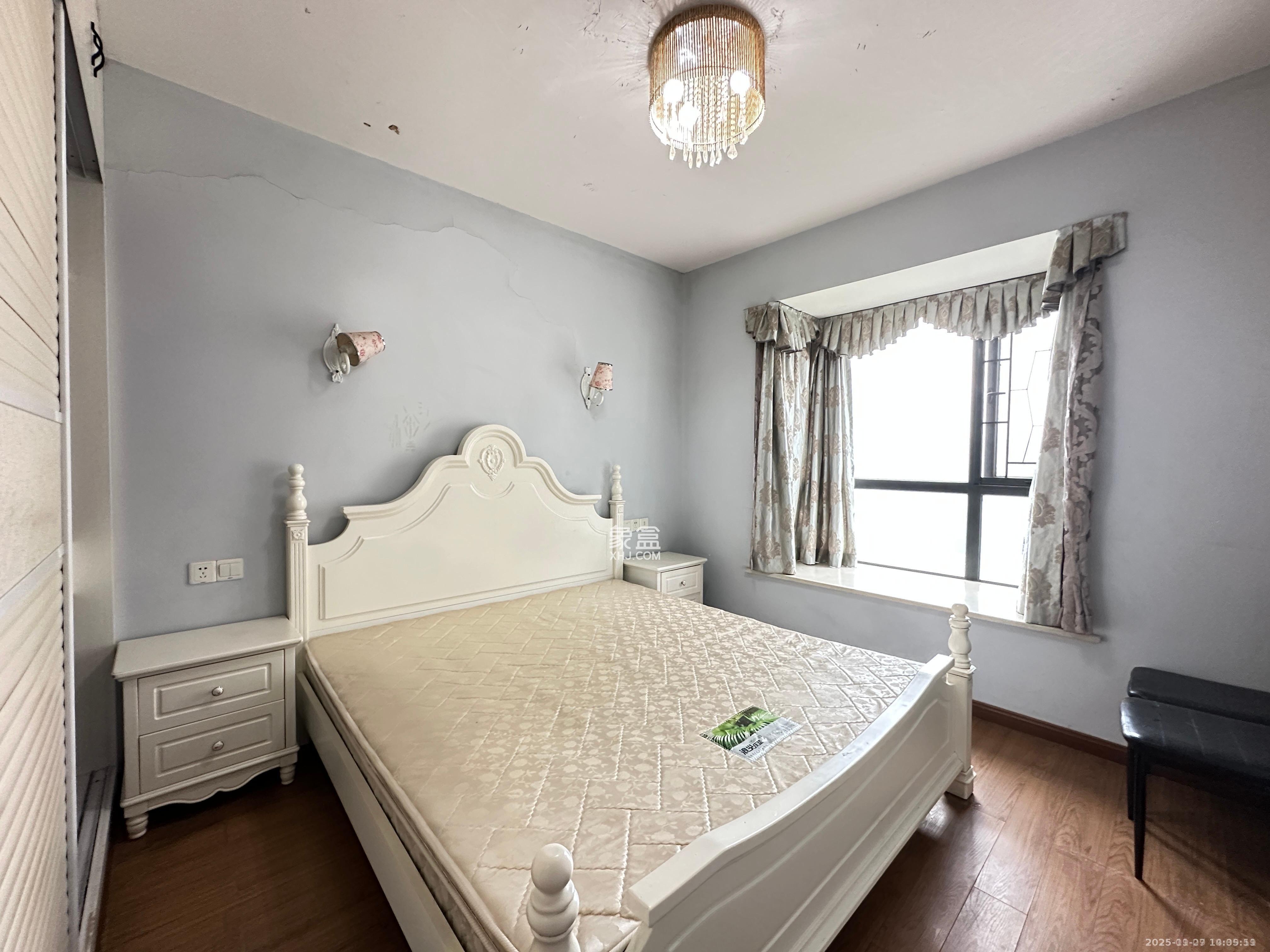 嘉顺苑  2室2厅1卫    2000.0元/月室内图