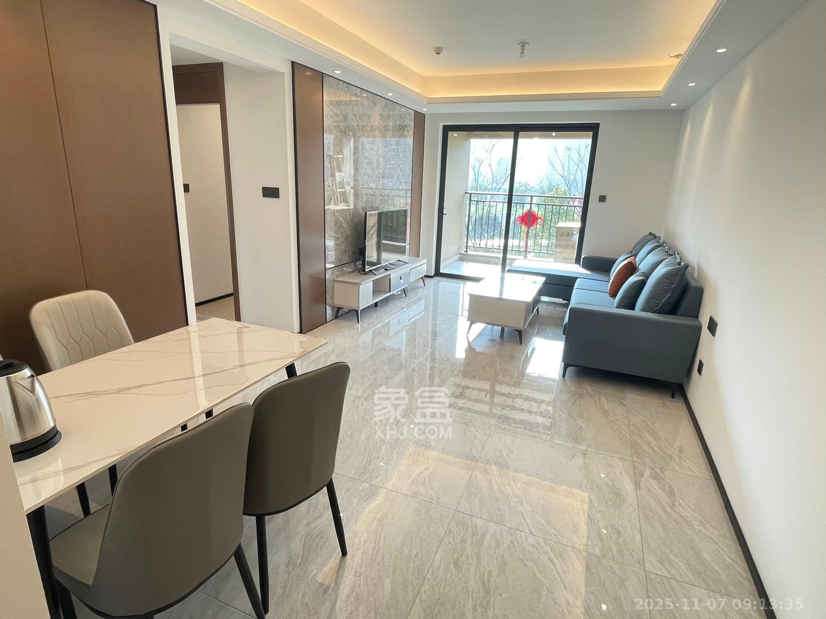 万科魅力之城天阔里  3室2厅2卫    2800.0元/月室内图