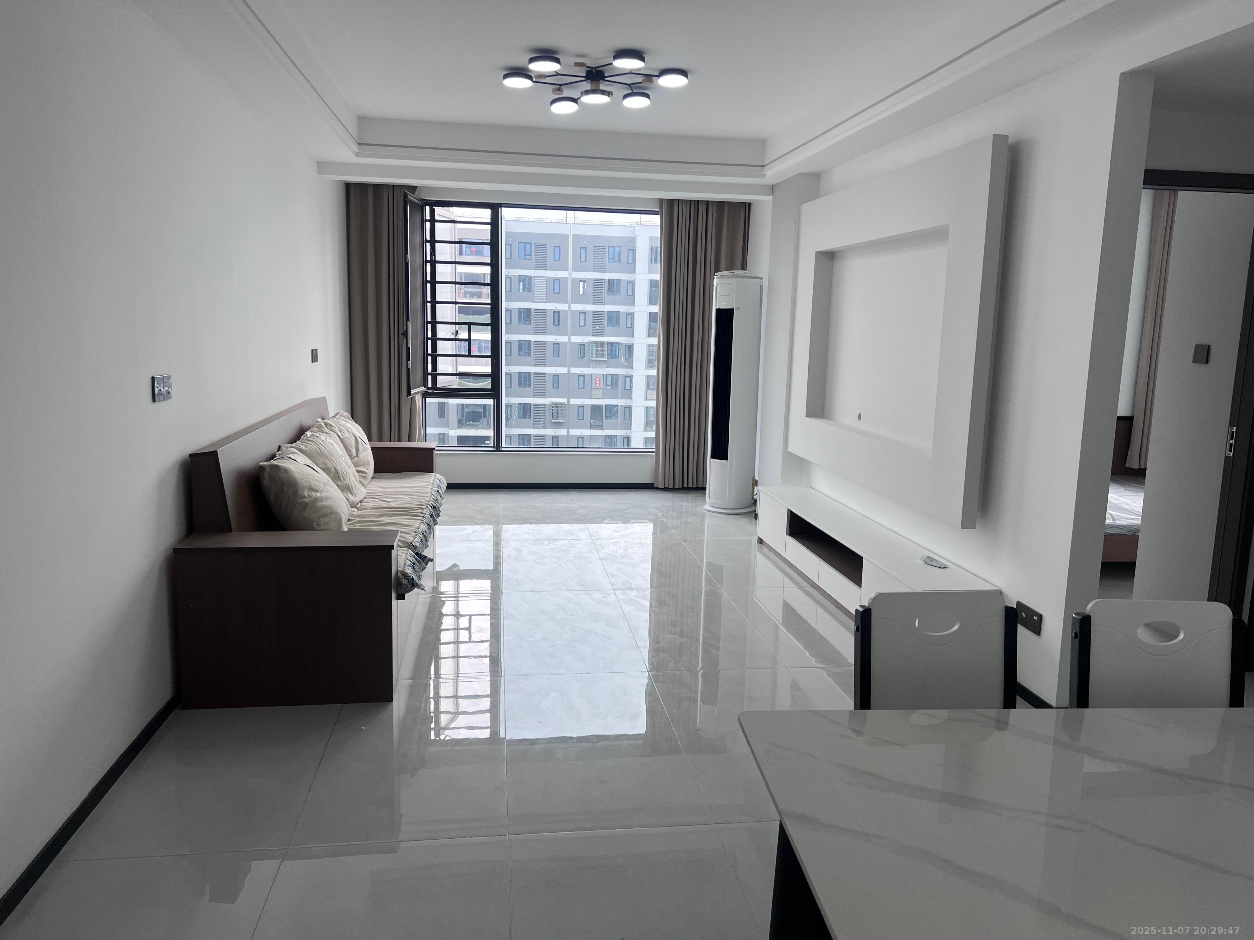 谷山景苑  2室2厅1卫    2000.0元/月