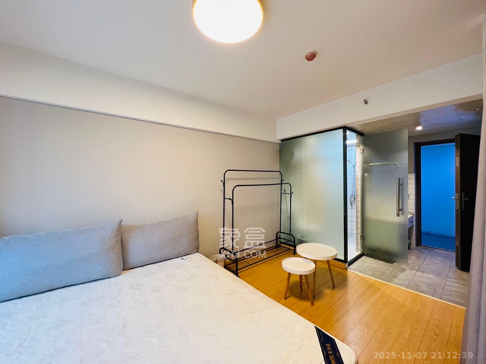 好莱城(弘德西街) 1室1厅1卫 1250.0元/月 好莱城(弘德西街) 1室1厅1卫 1250.0元/月室内图