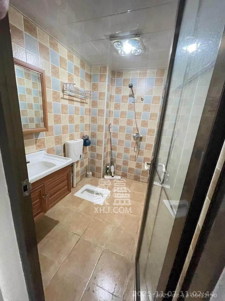 半山公馆（半山国际中心）  1室1厅1卫    1750.0元/月室内图