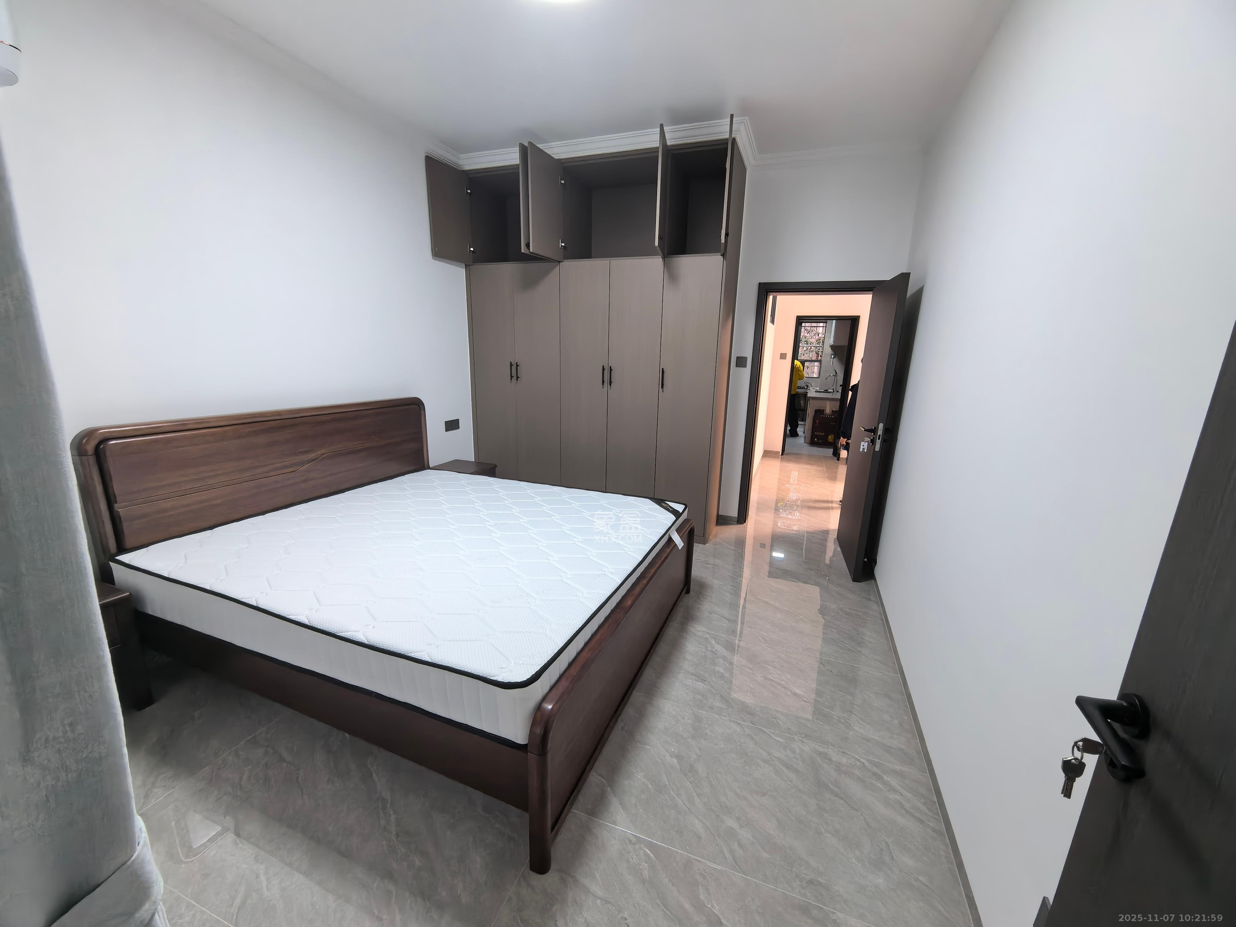 望月湖小区九片 3室1厅1卫 3600.0元/月 望月湖小区九片 3室1厅1卫 3600.0元/月室内图