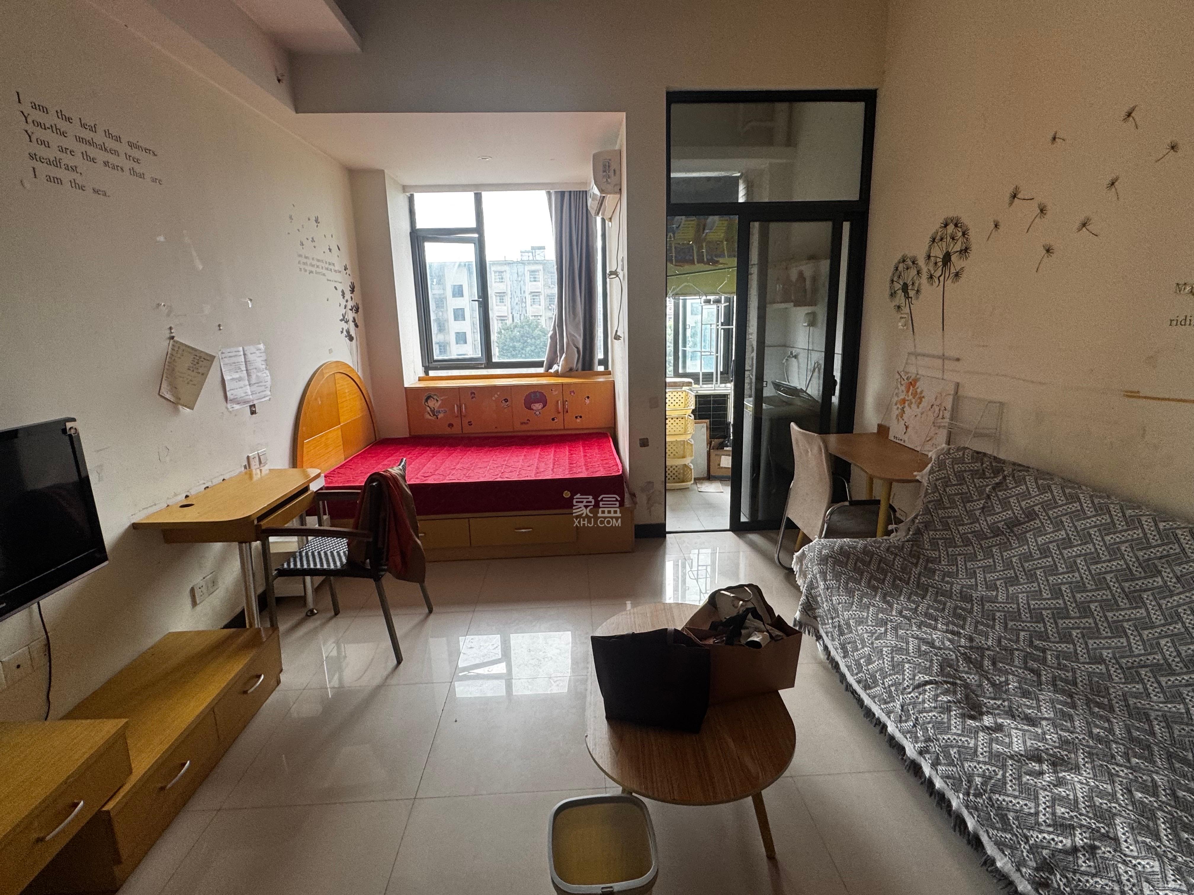 长房时代城  1室0厅1卫    1400.0元/月