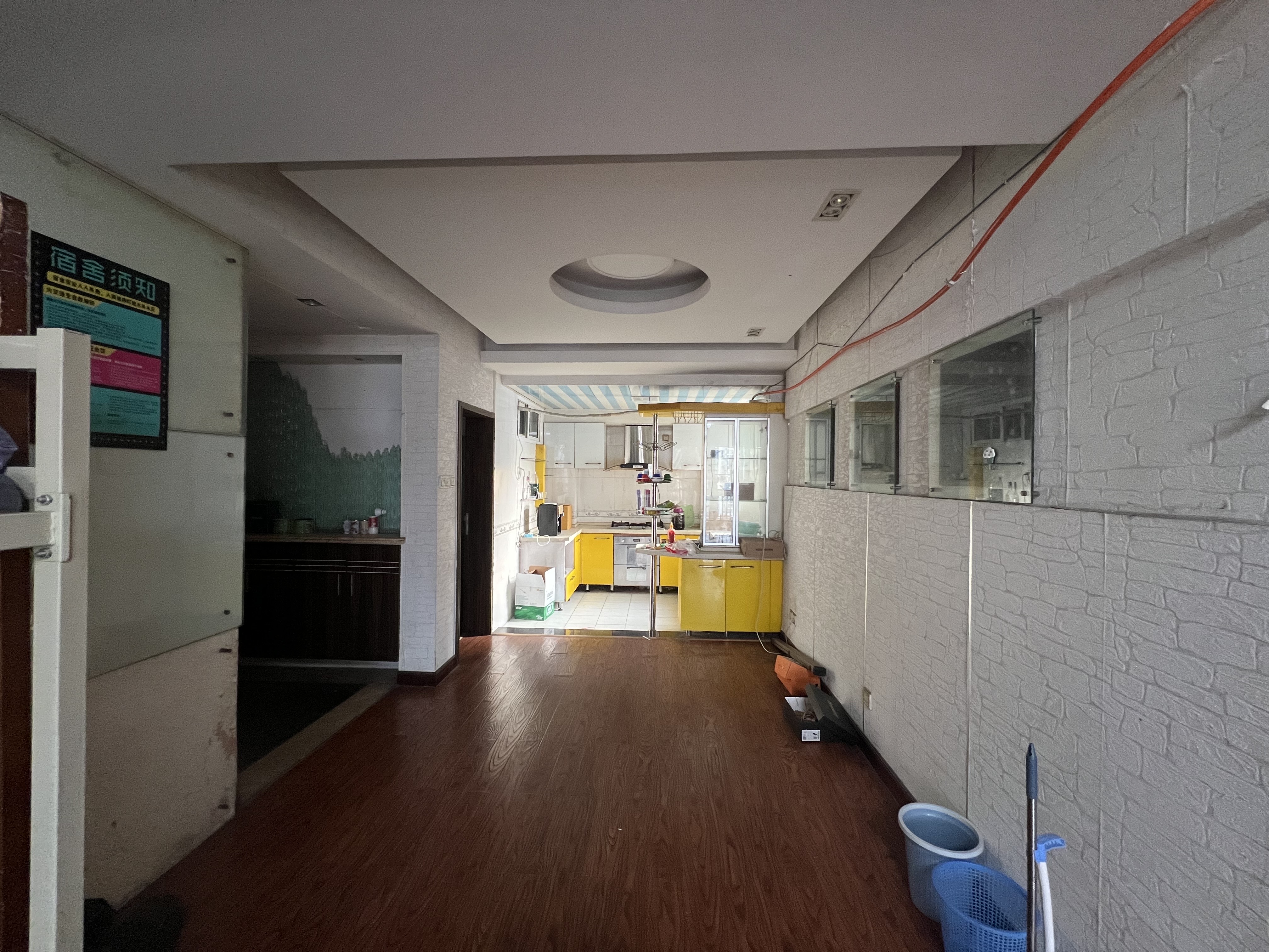 五一华府  4室2厅2卫    4300.0元/月户型图