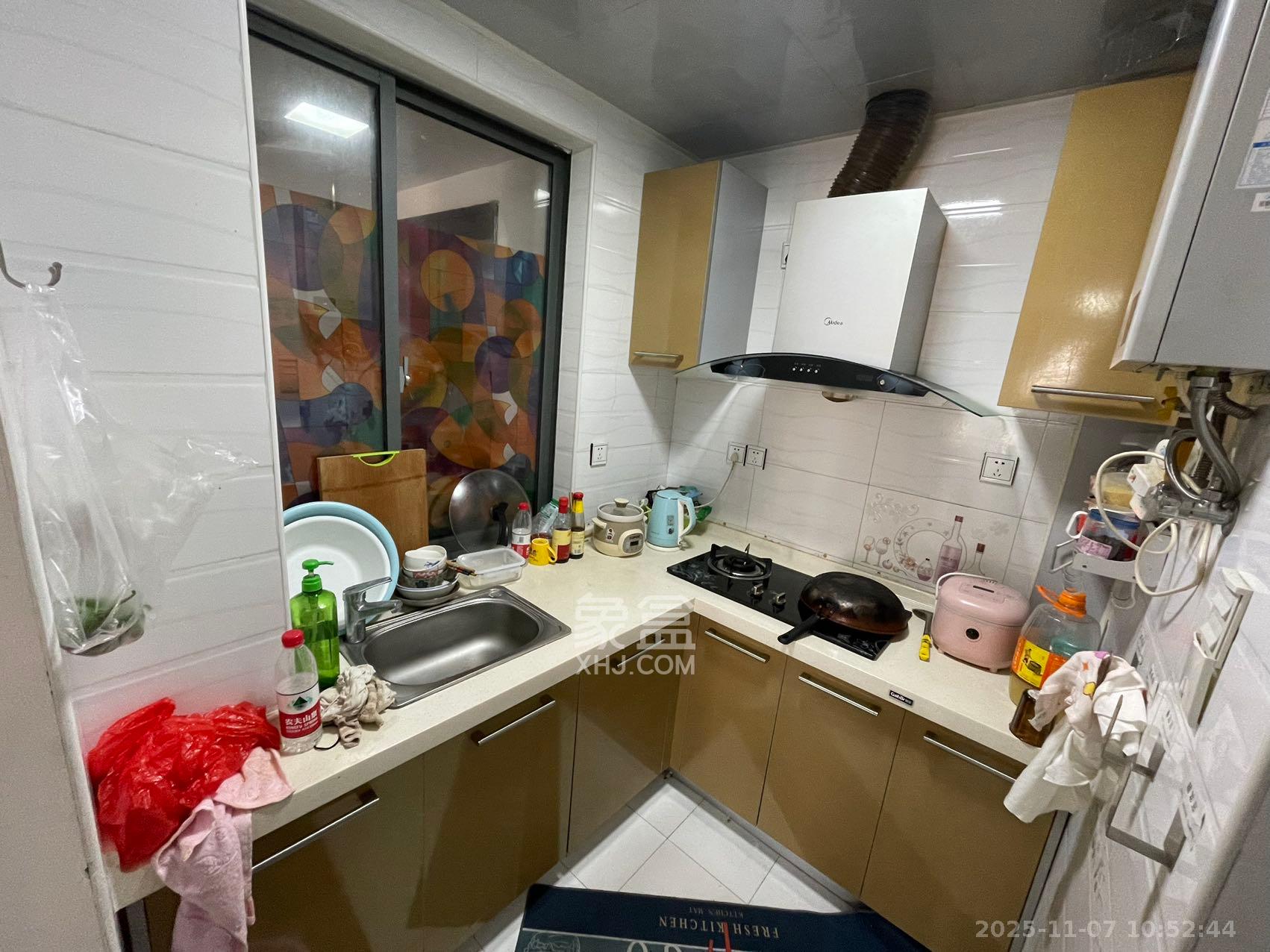 少帅府  1室1厅1卫    1800.0元/月室内图