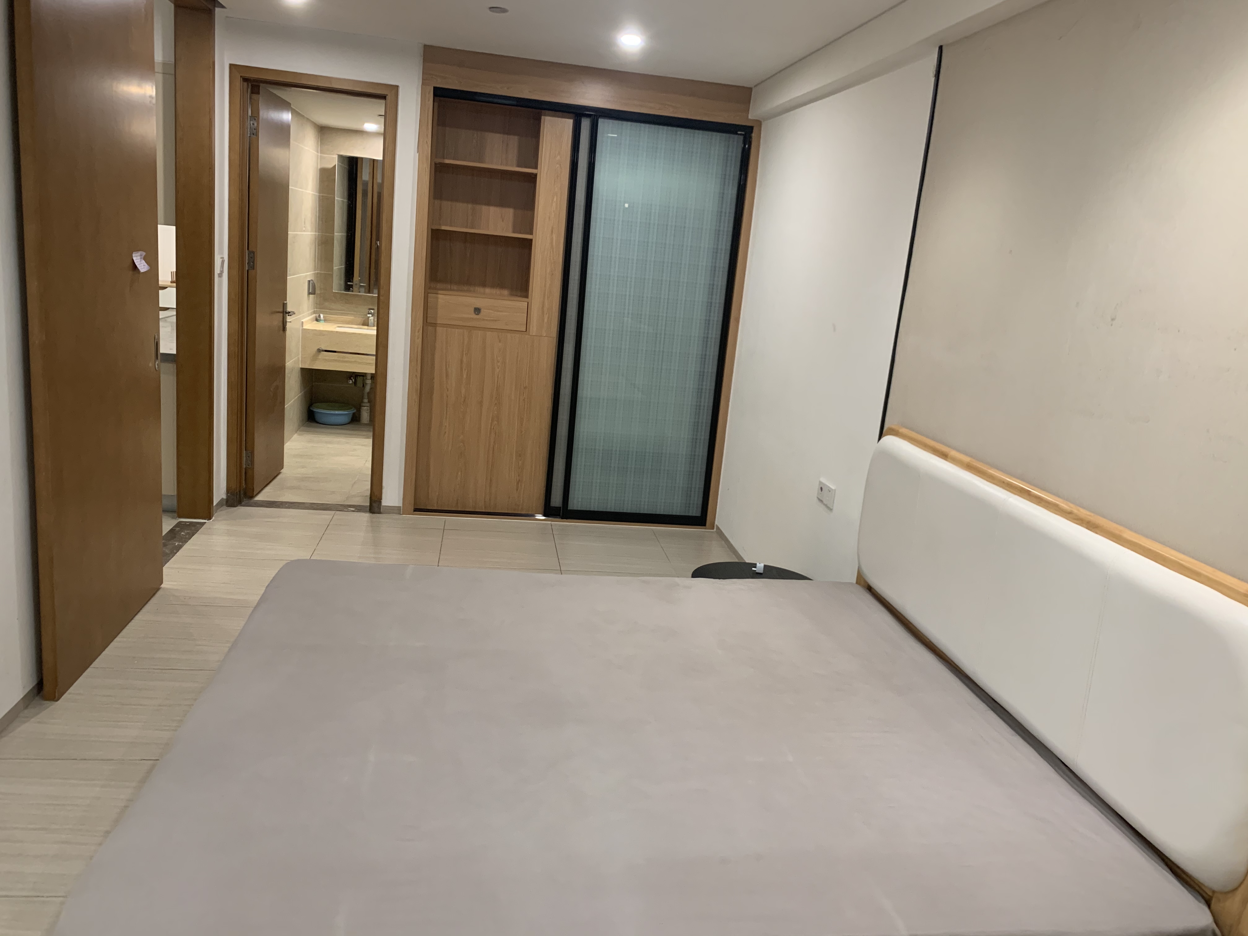 海航豪庭南苑 1室1厅1卫 2800.0元/月 海航豪庭南苑 1室1厅1卫 2800.0元/月室内图