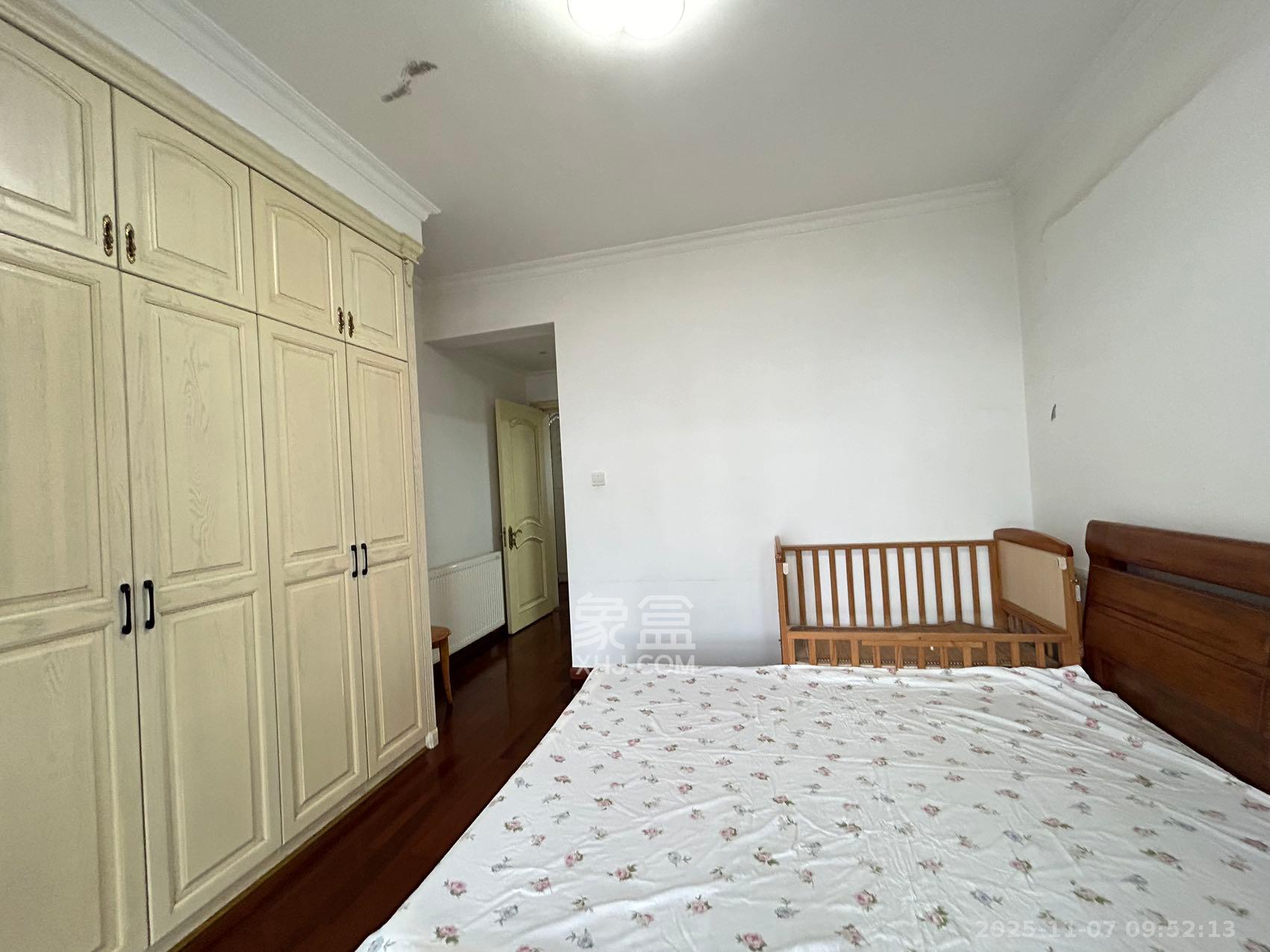 钱隆首府(福晟御园)  2室1厅2卫    3200.0元/月室内图