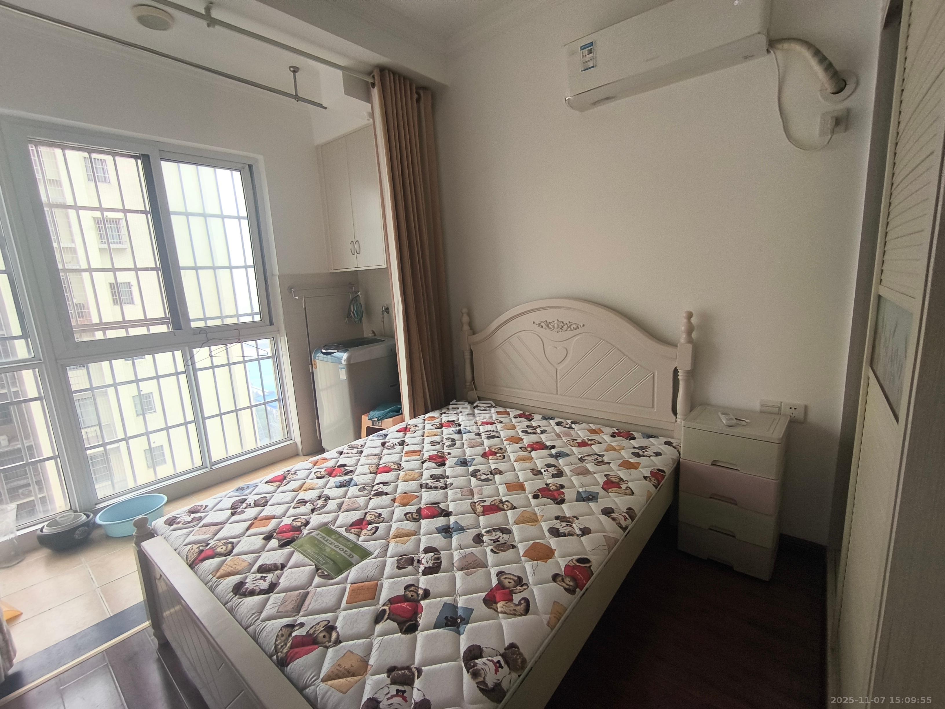 楚天世纪城东苑  2室2厅1卫    1900.0元/月室内图