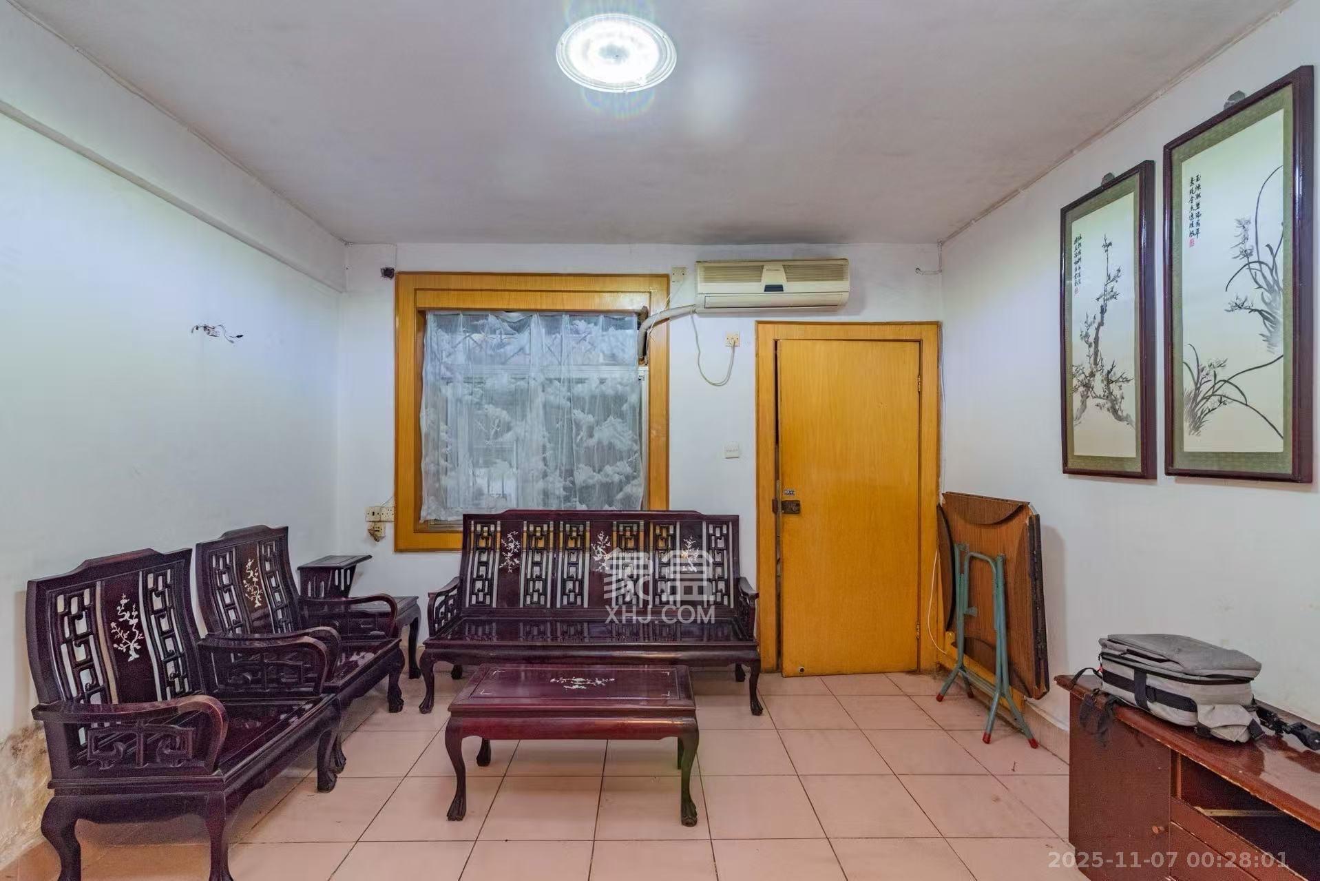 东风二村社区绸厂宿舍 2室1厅1卫 1500.0元/月 东风二村社区绸厂宿舍 2室1厅1卫 1500.0元/月室内图