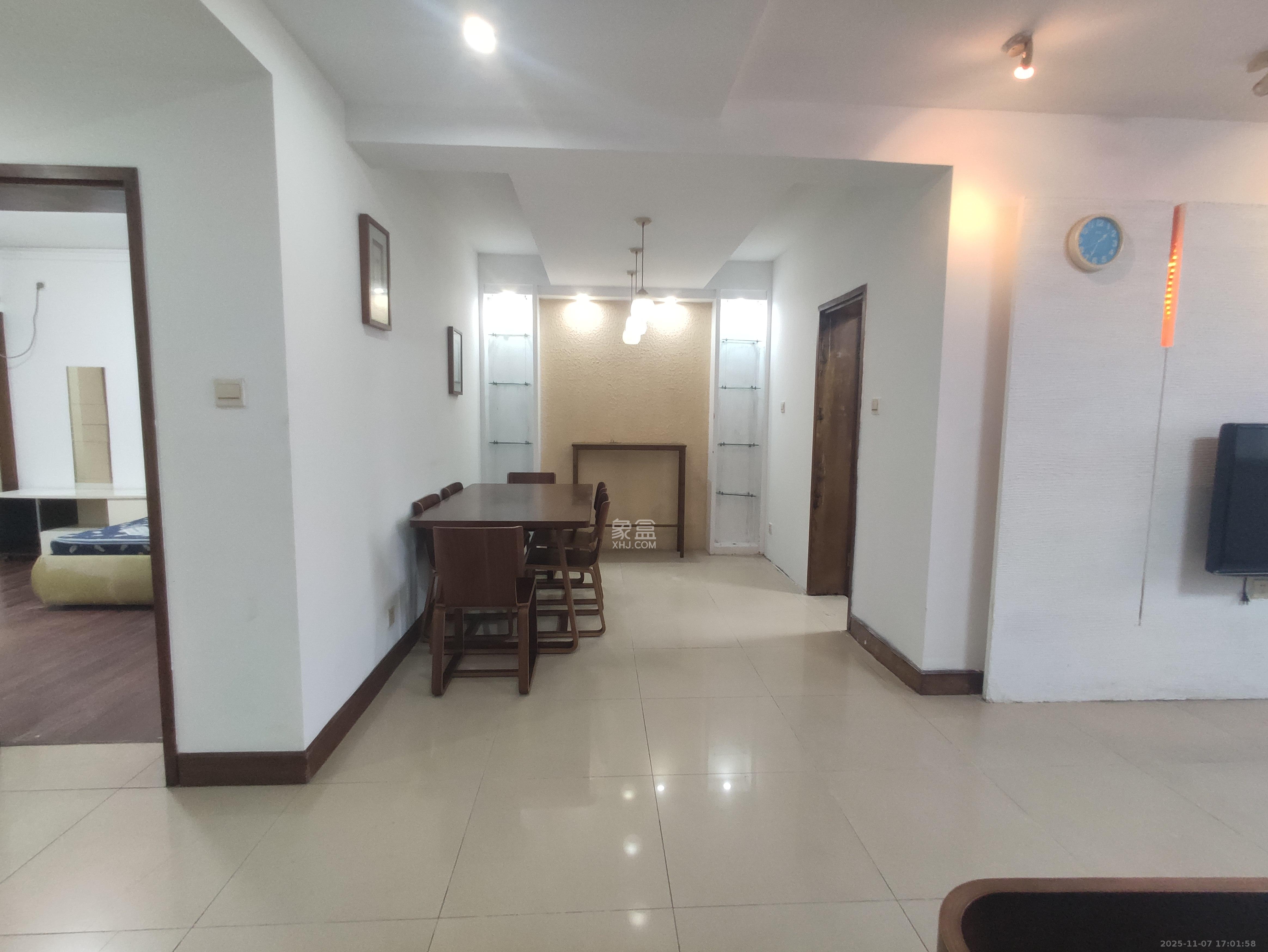 紫东苑（芙蓉区）  3室2厅2卫    2300.0元/月室内图