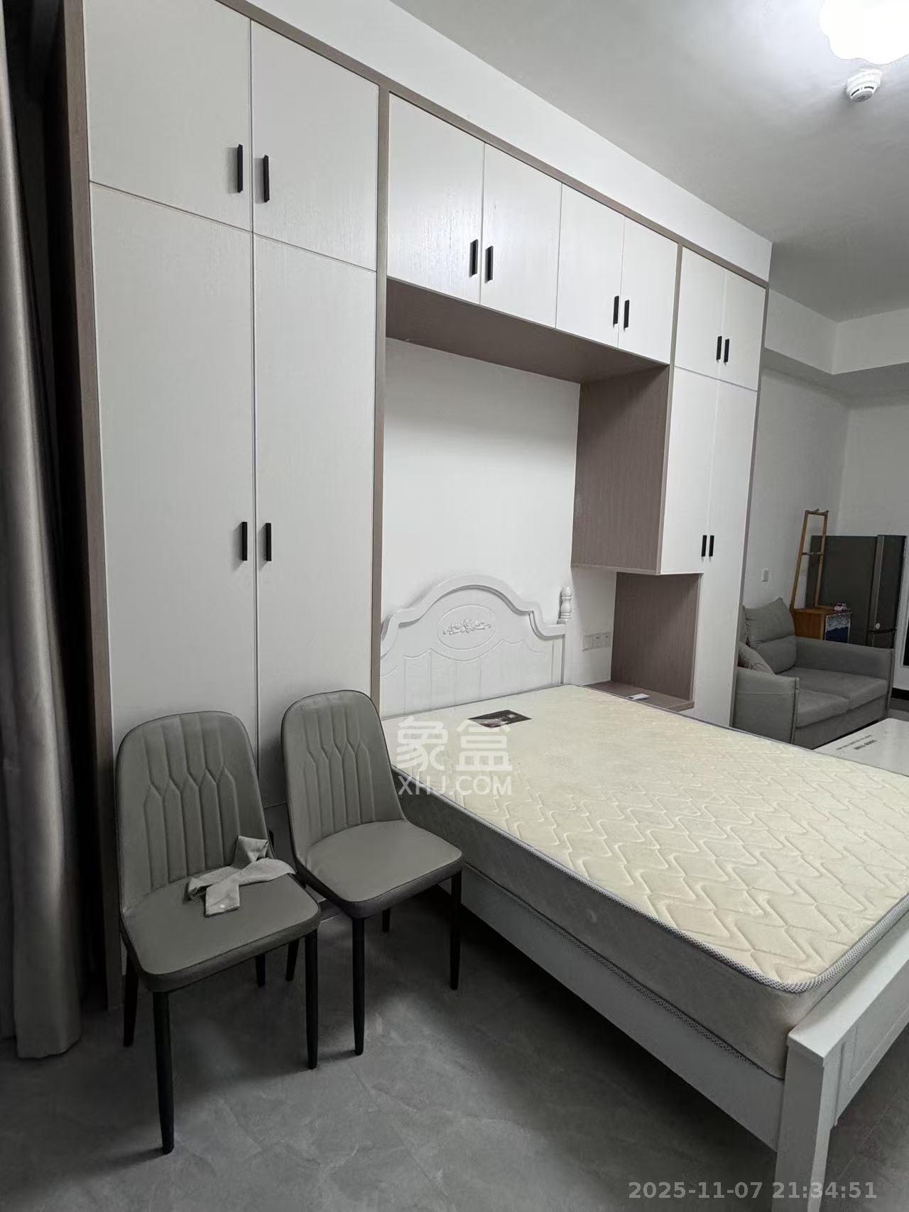 万润时光里  1室0厅0卫    1600.0元/月室内图