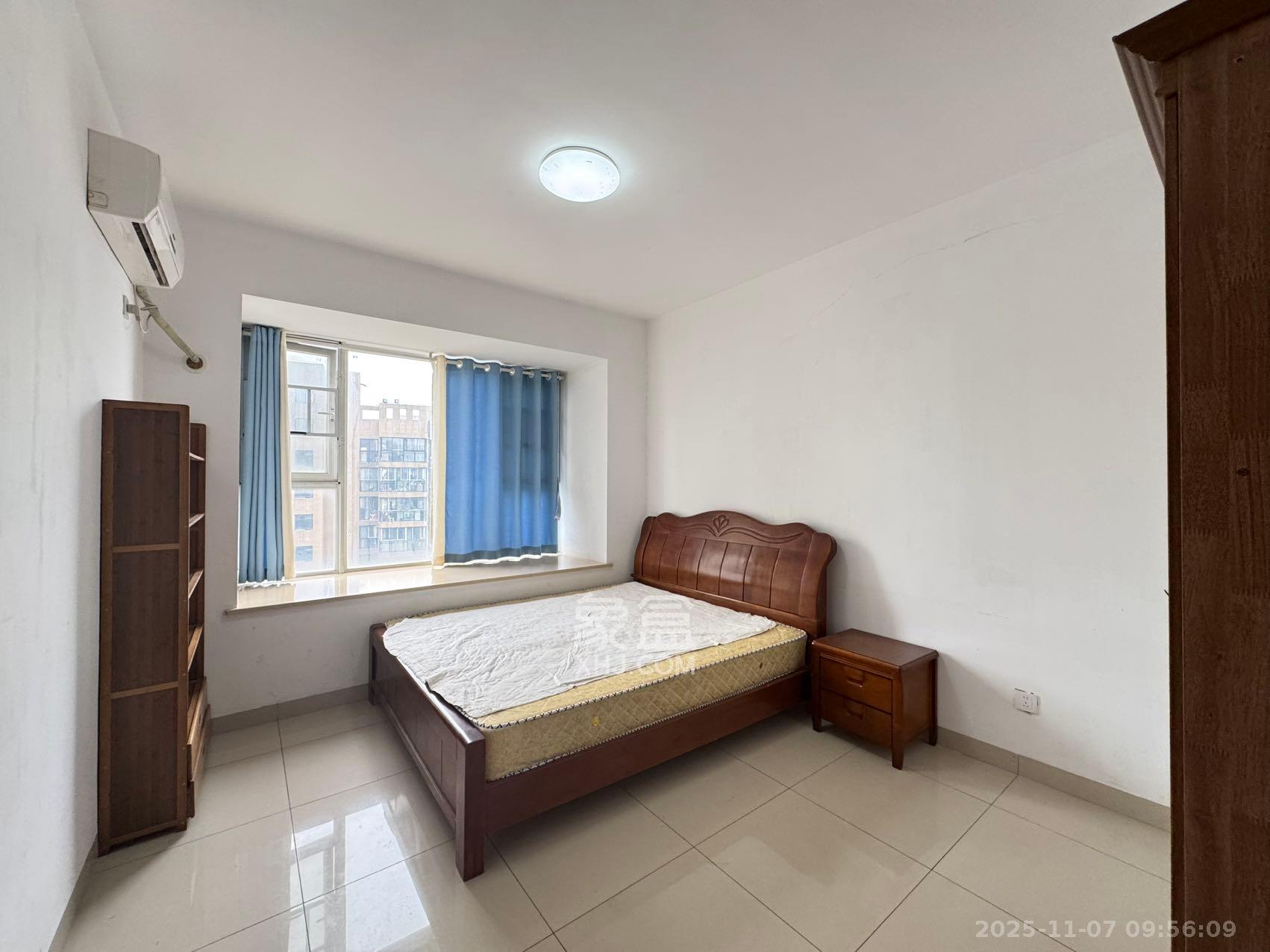 金鼎公园尚  2室2厅1卫    2000.0元/月室内图