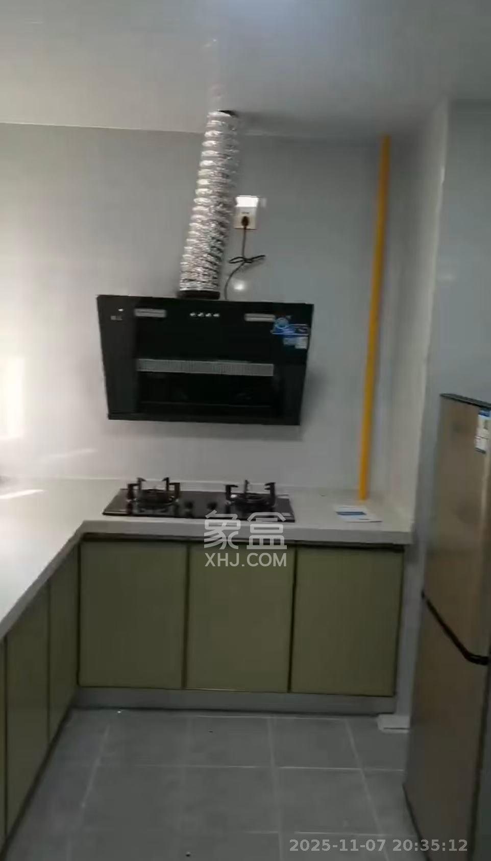 荣盛花语书苑  2室2厅1卫    2200.0元/月室内图