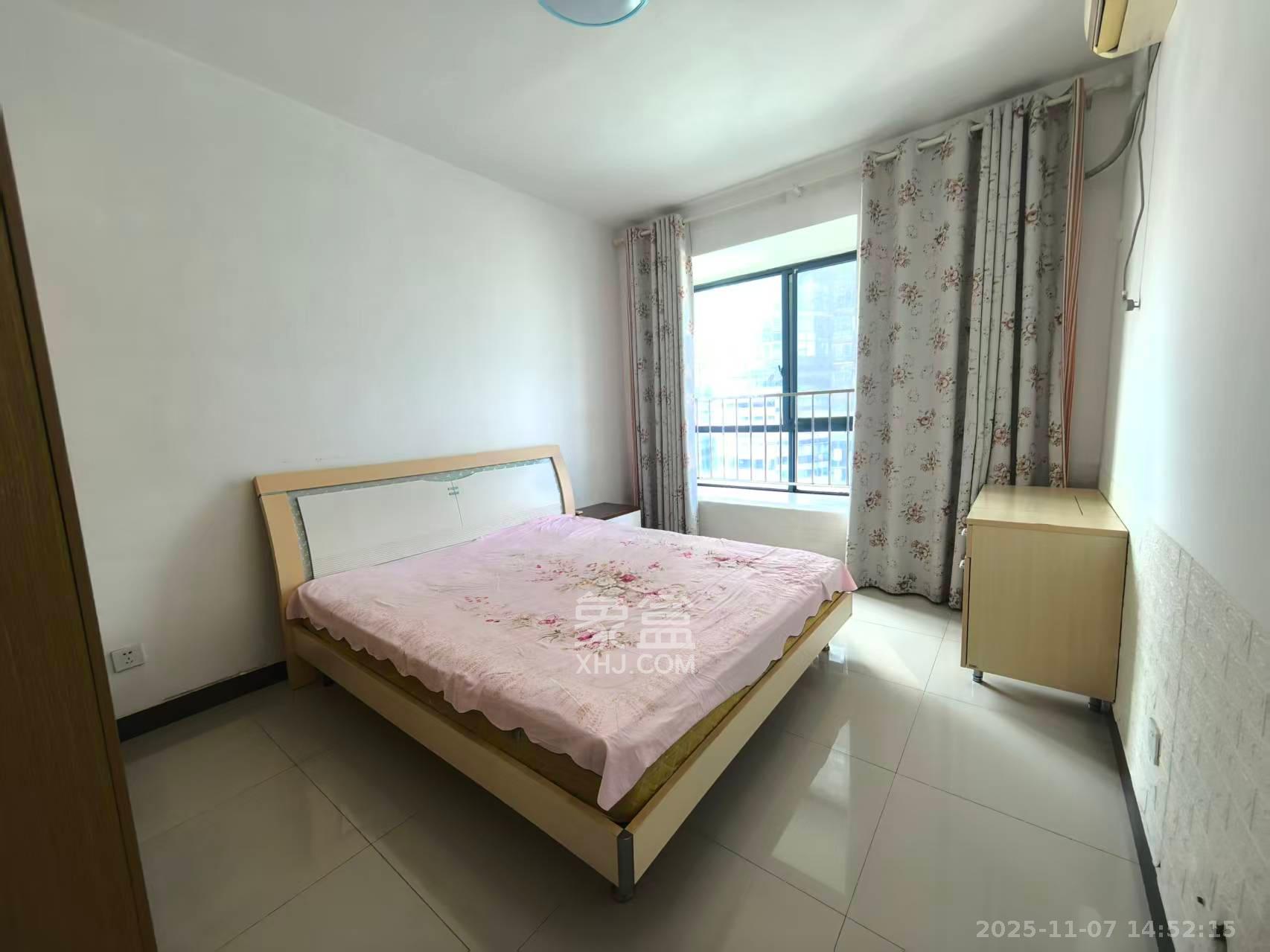 湘江世纪城悦江苑  3室2厅2卫    2800.0元/月